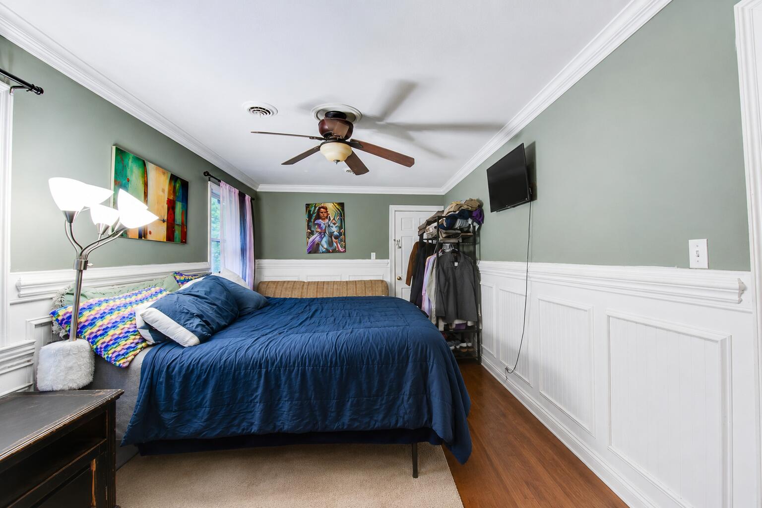 938 Sherwood Circle