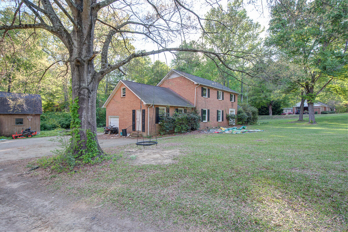 938 Sherwood Circle
