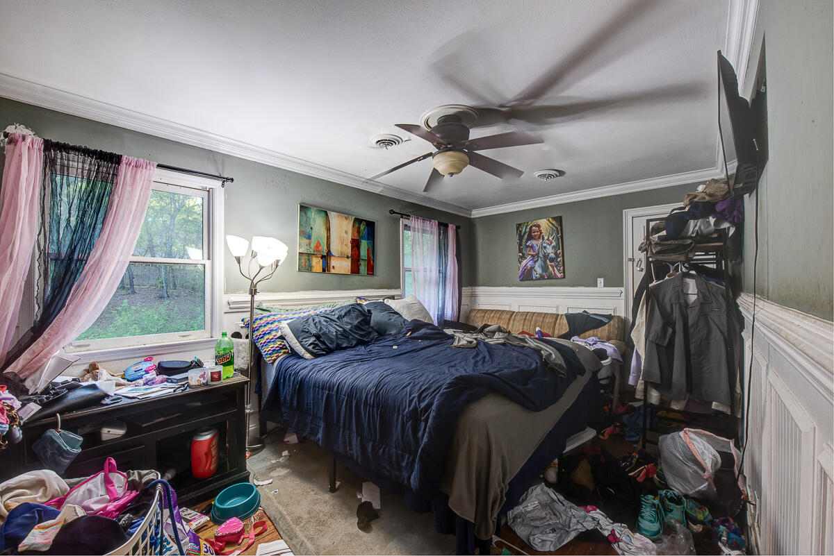938 Sherwood Circle