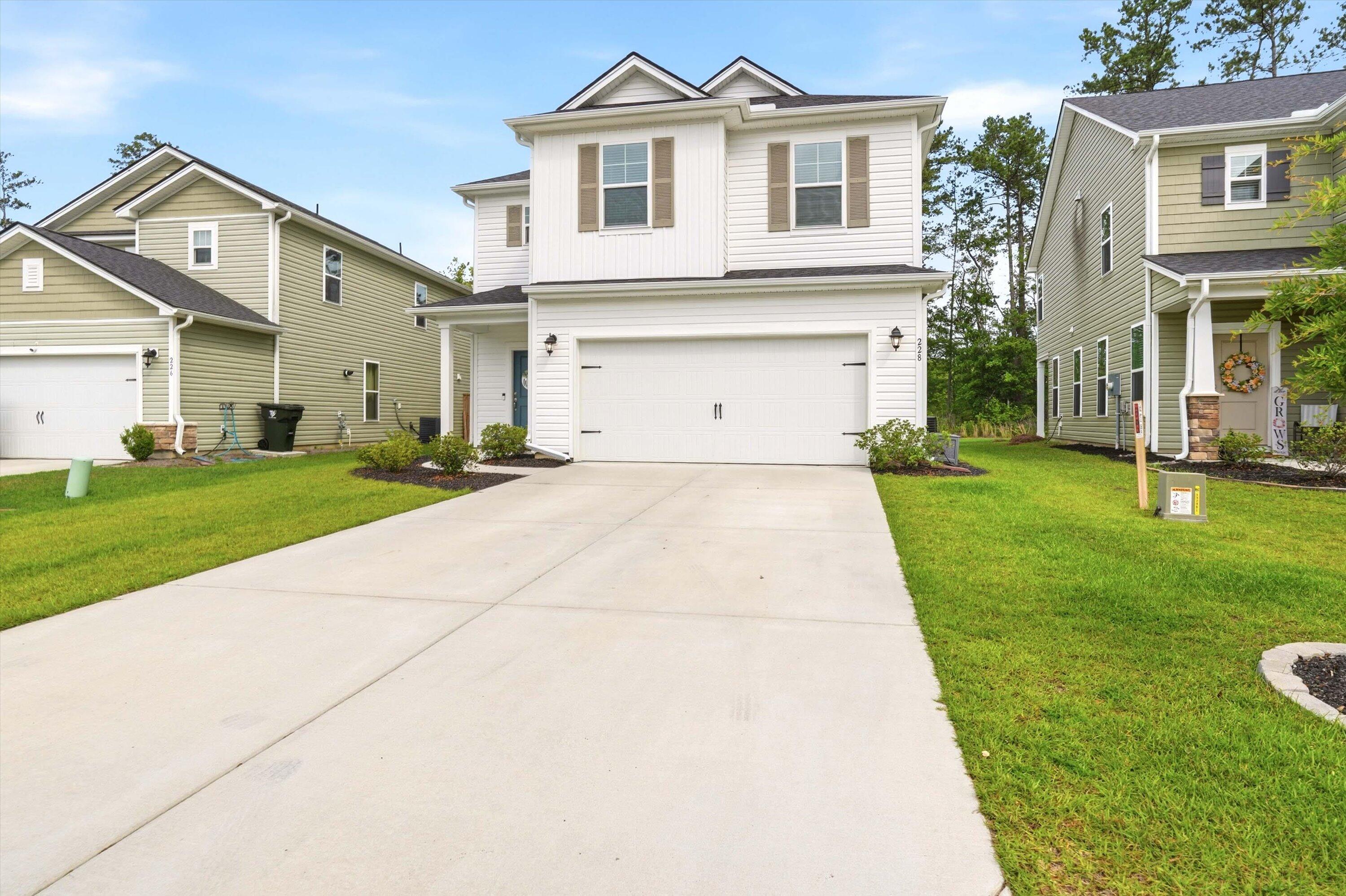 228 Wappoo Trace Lane