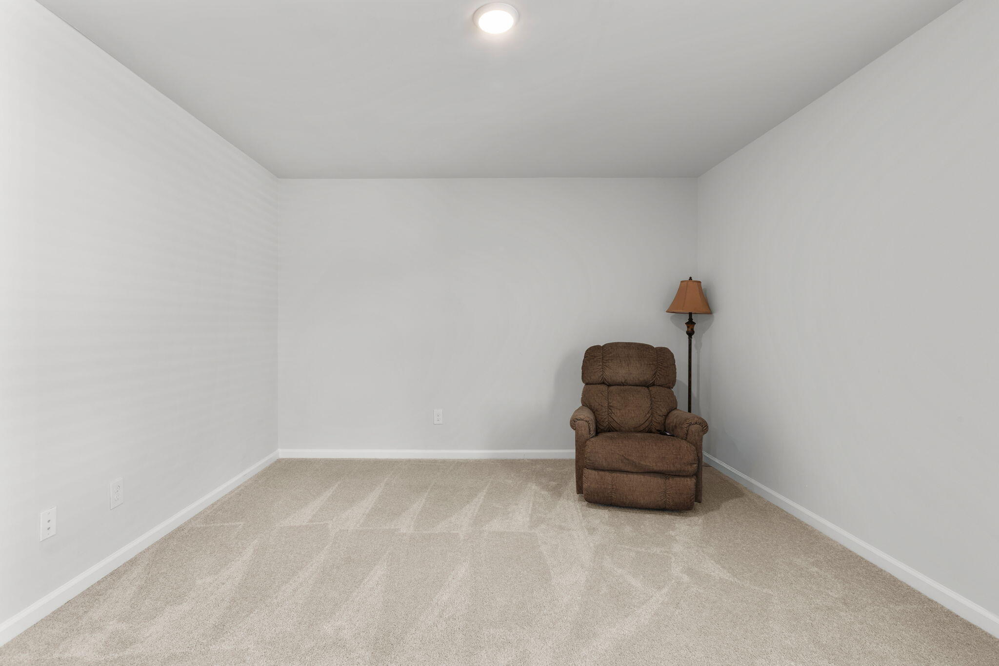 222 W Bradford Pointe Drive