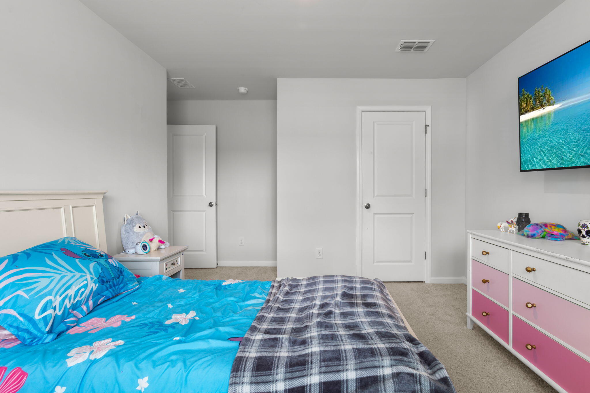 222 W Bradford Pointe Drive