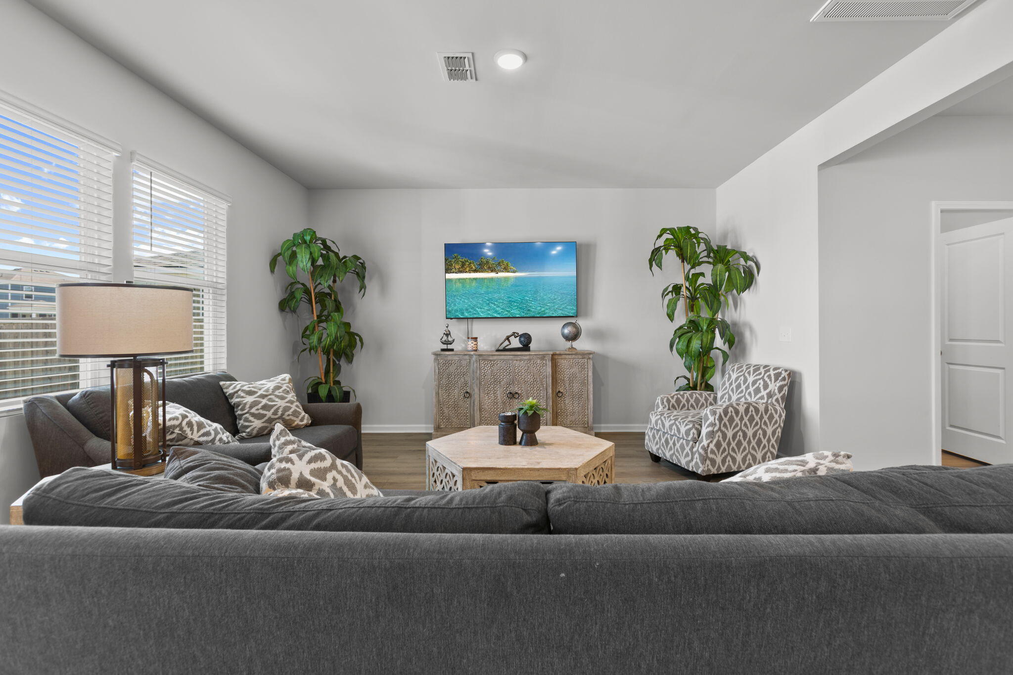 222 W Bradford Pointe Drive