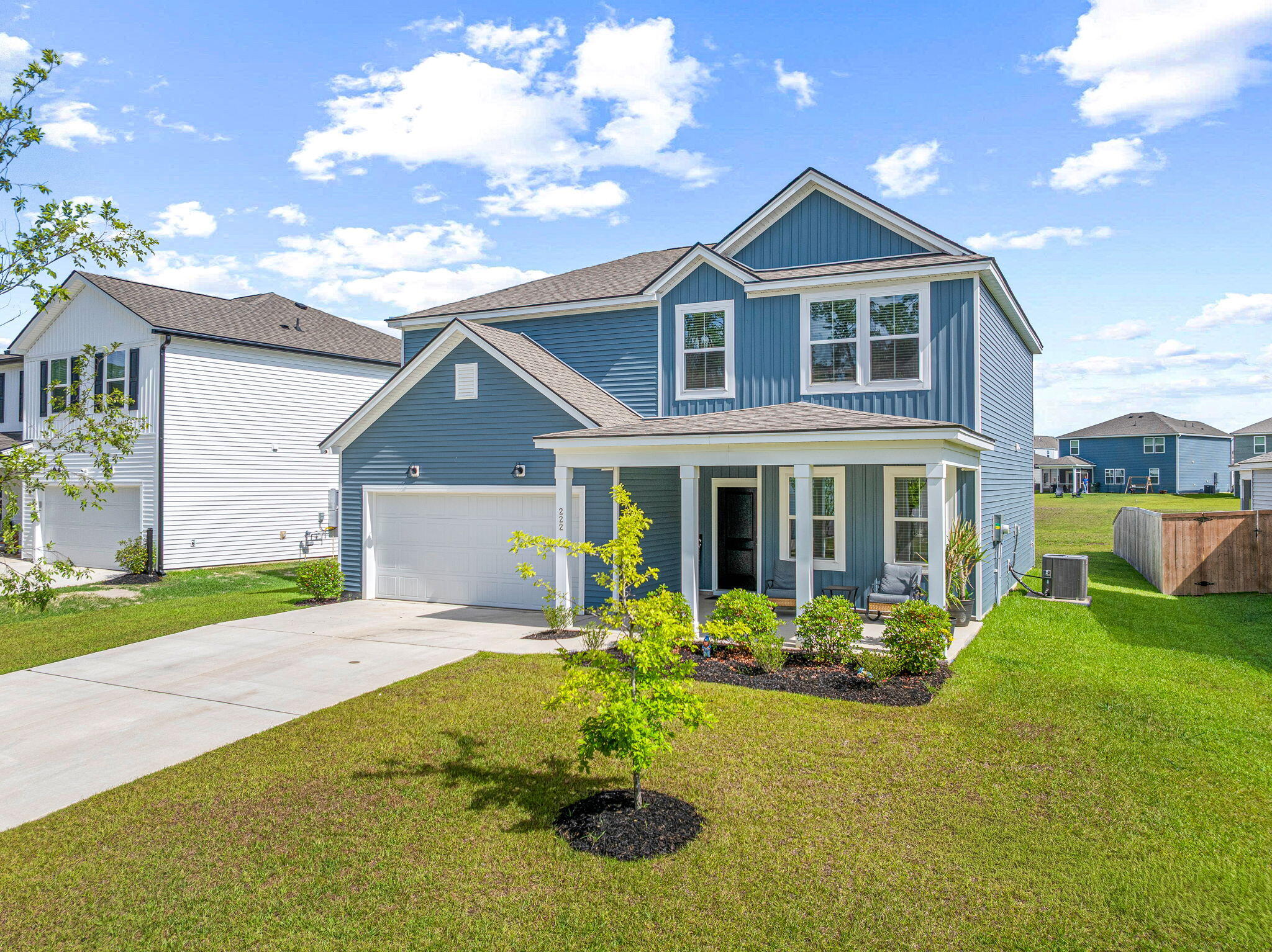 222 W Bradford Pointe Drive