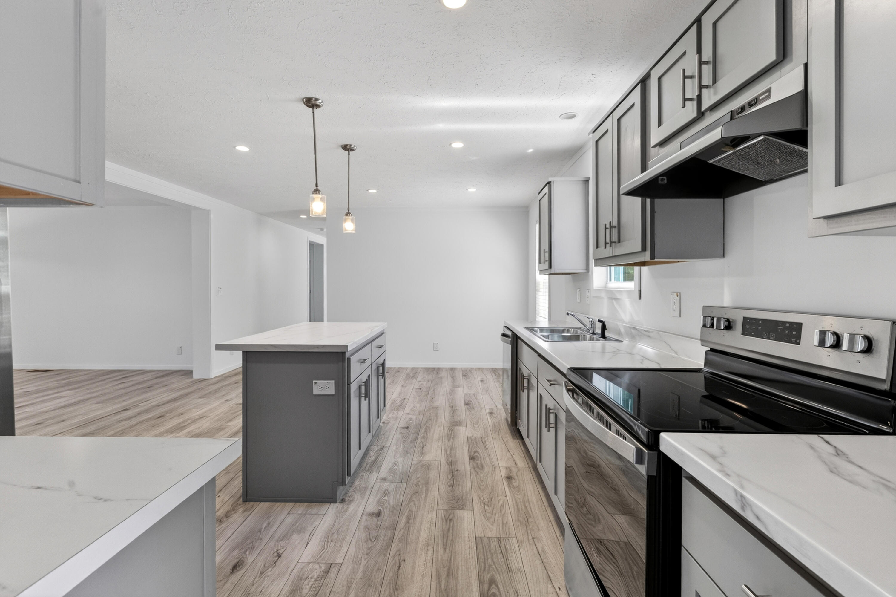 743 Roscoe Court