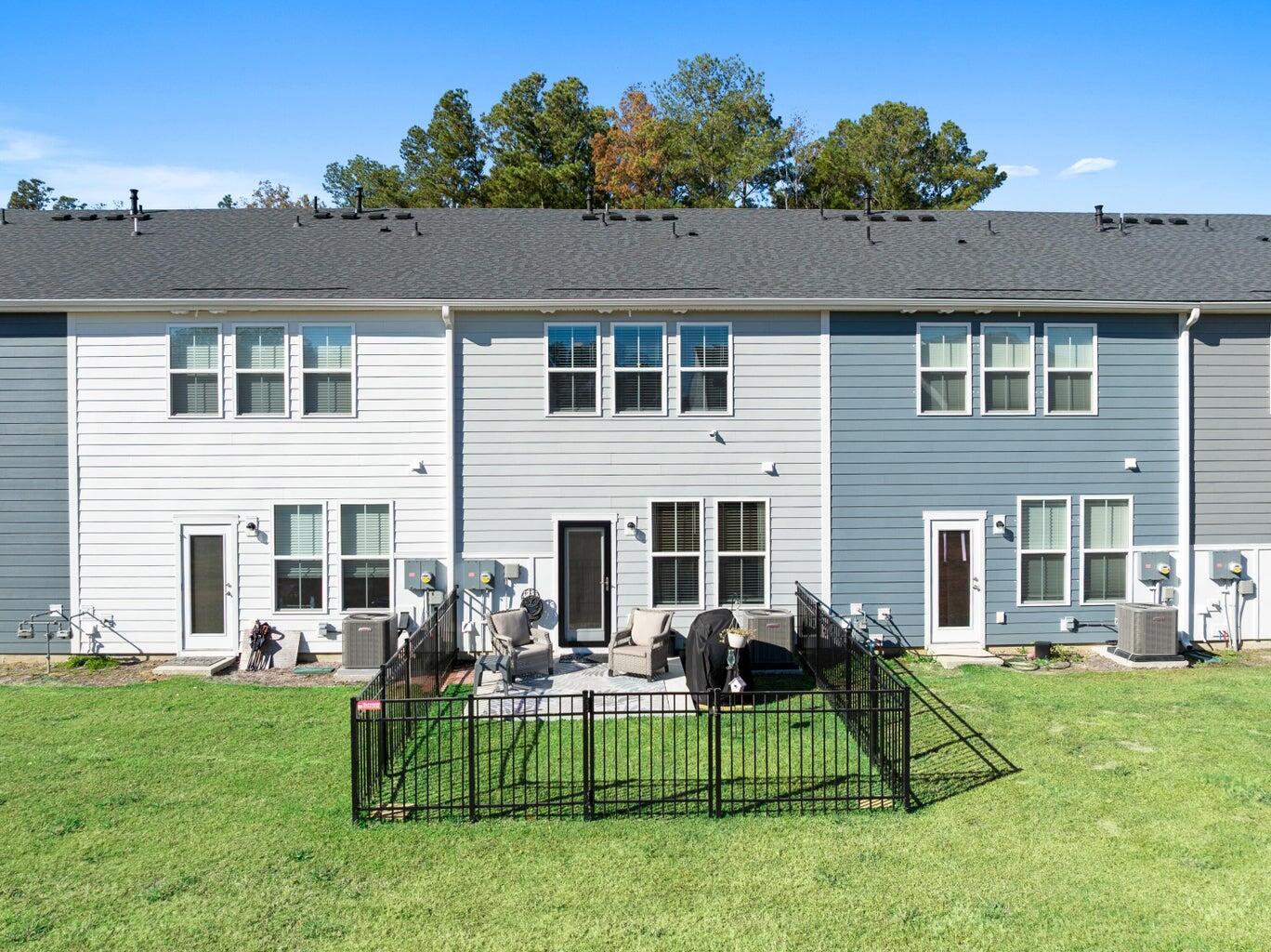 524 Trotters Lane