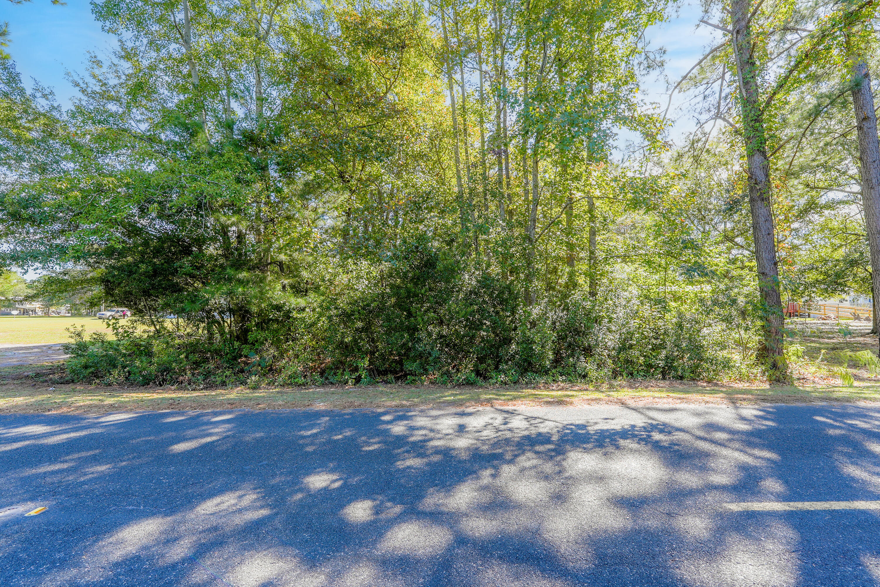 1102 Peru Road