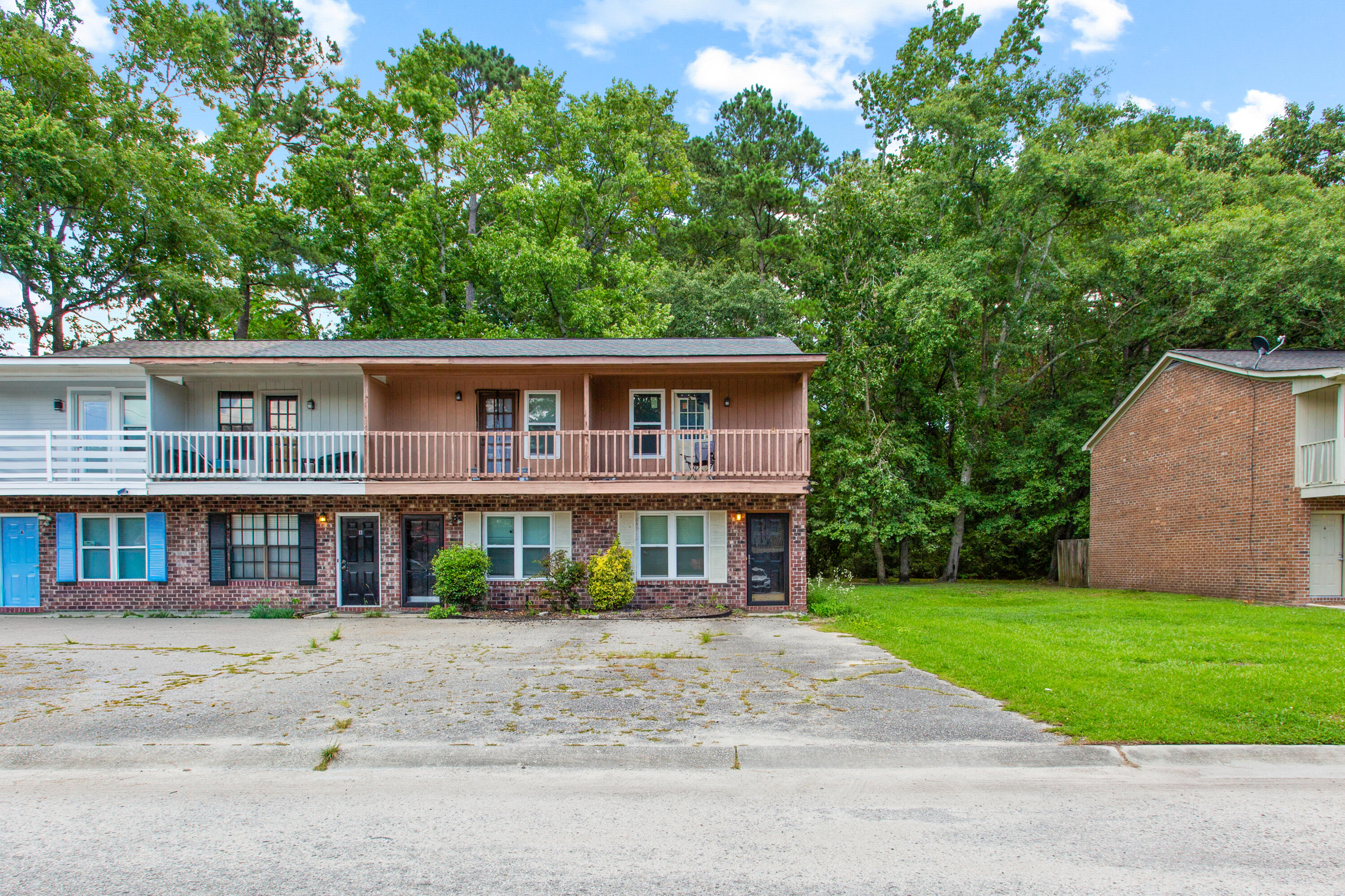 100 Kimeran Lane Apt D