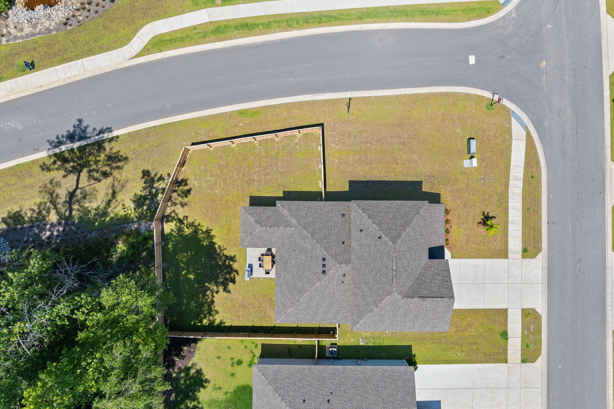746 Meadowbrook Lane