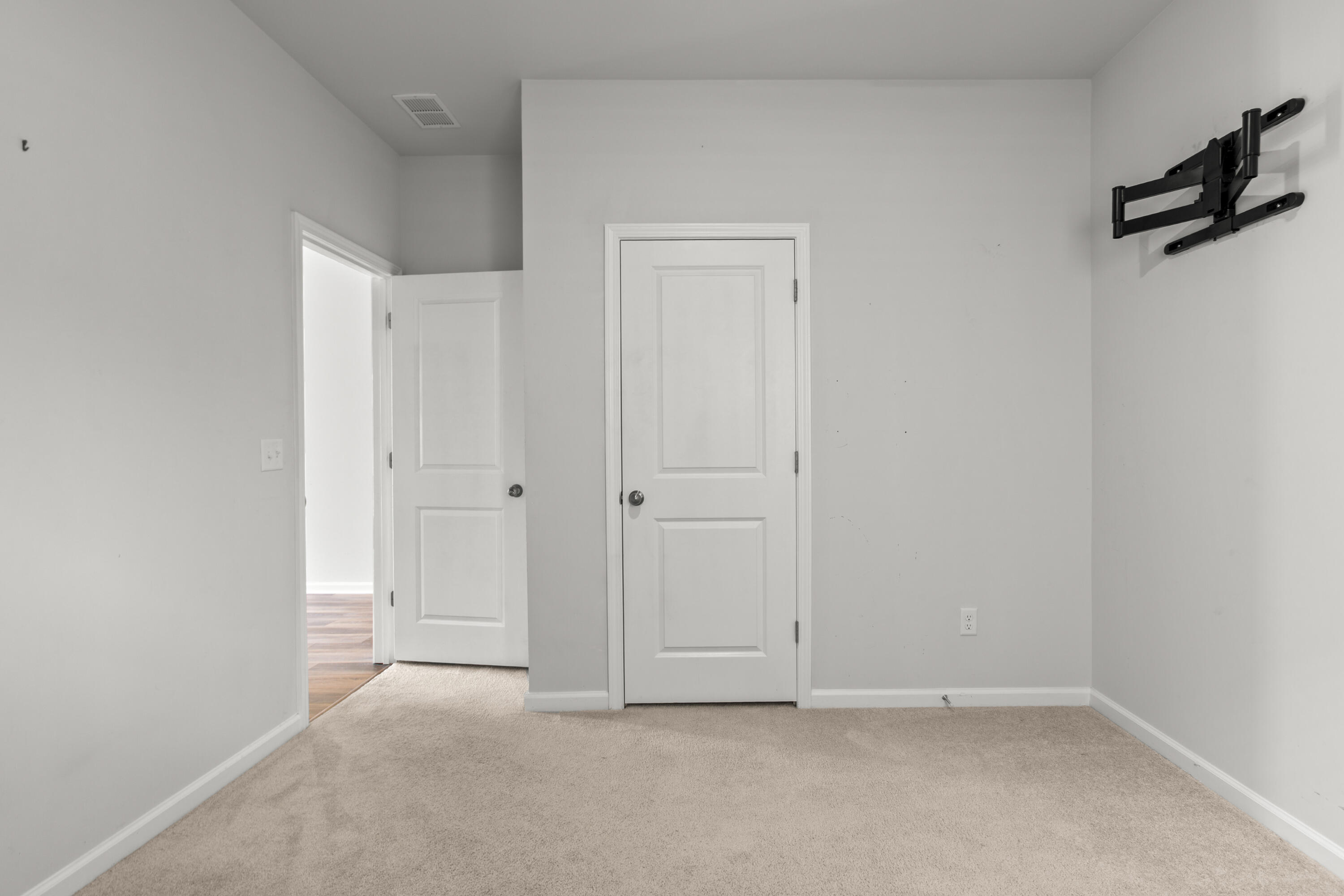 293 W Bradford Pointe Drive