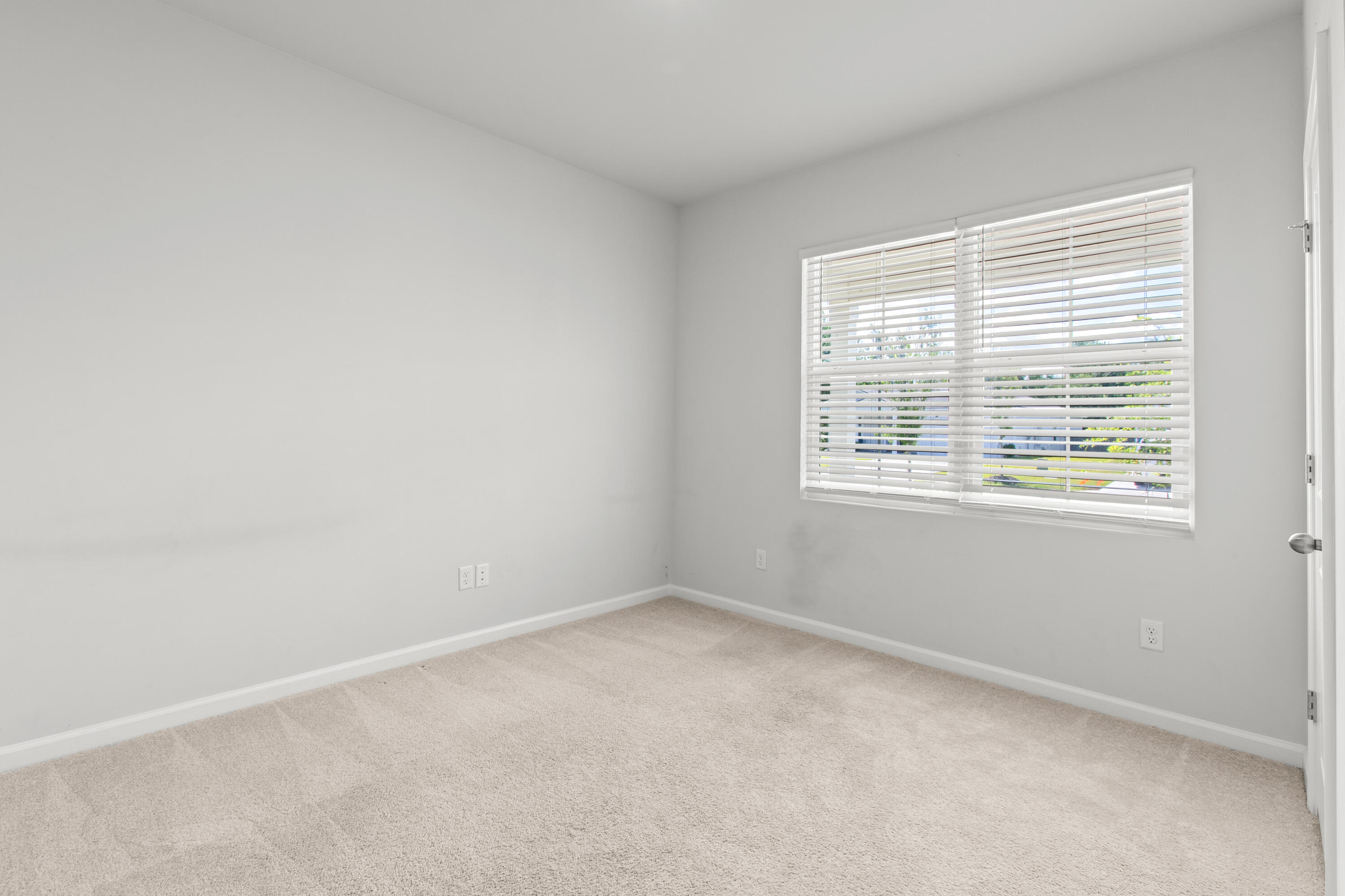 293 W Bradford Pointe Drive