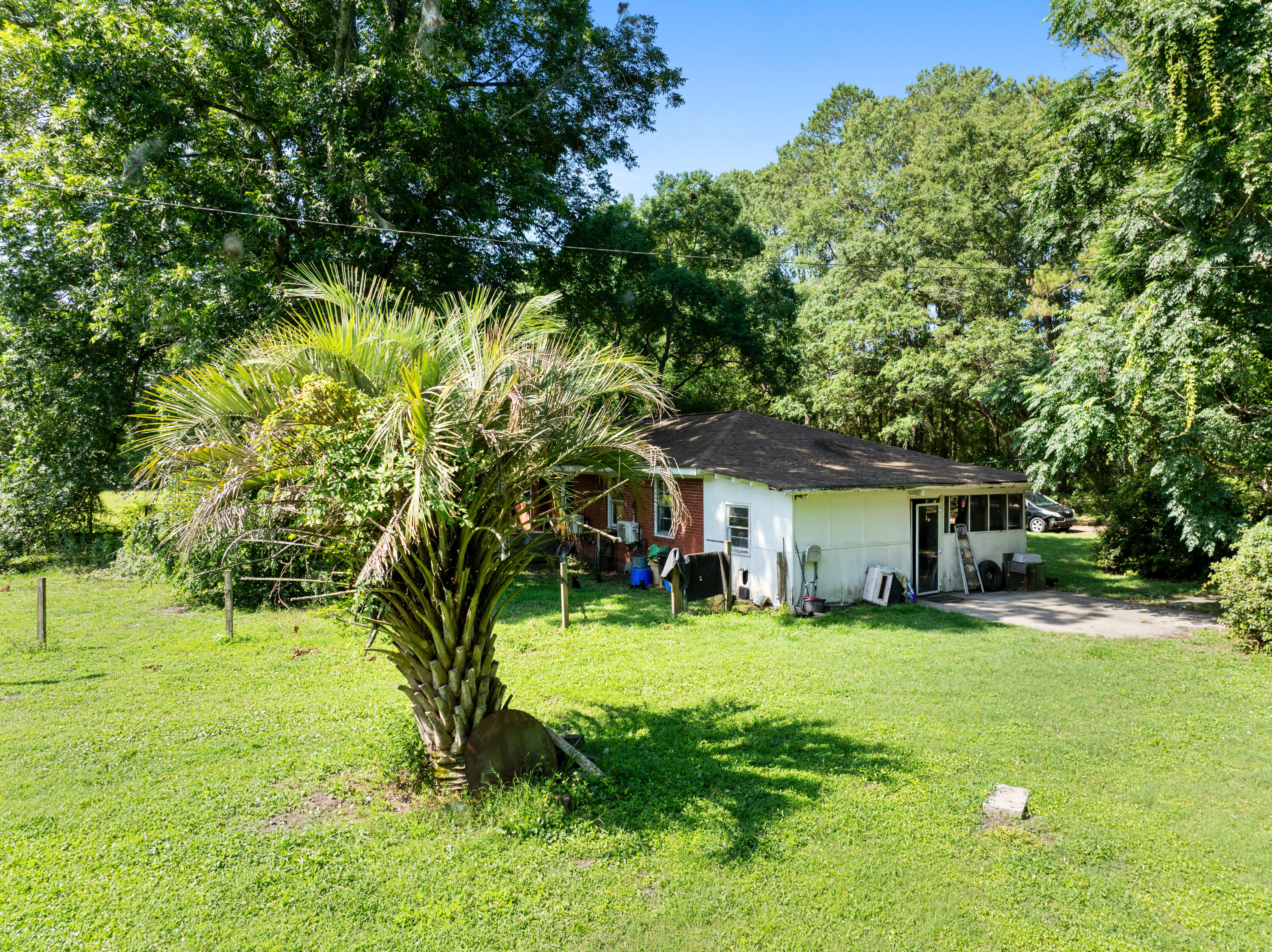 60 Aviary Lane