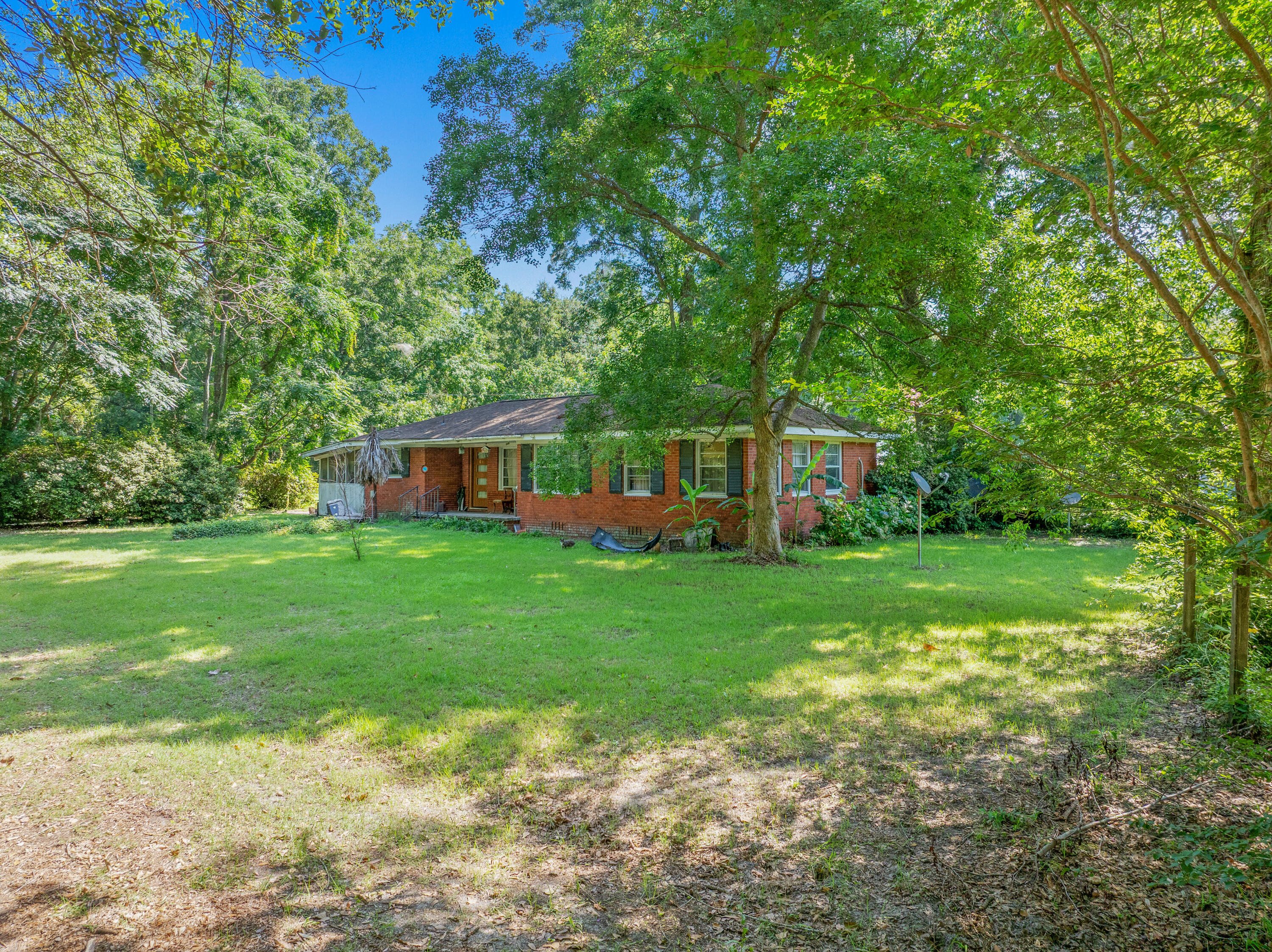 60 Aviary Lane
