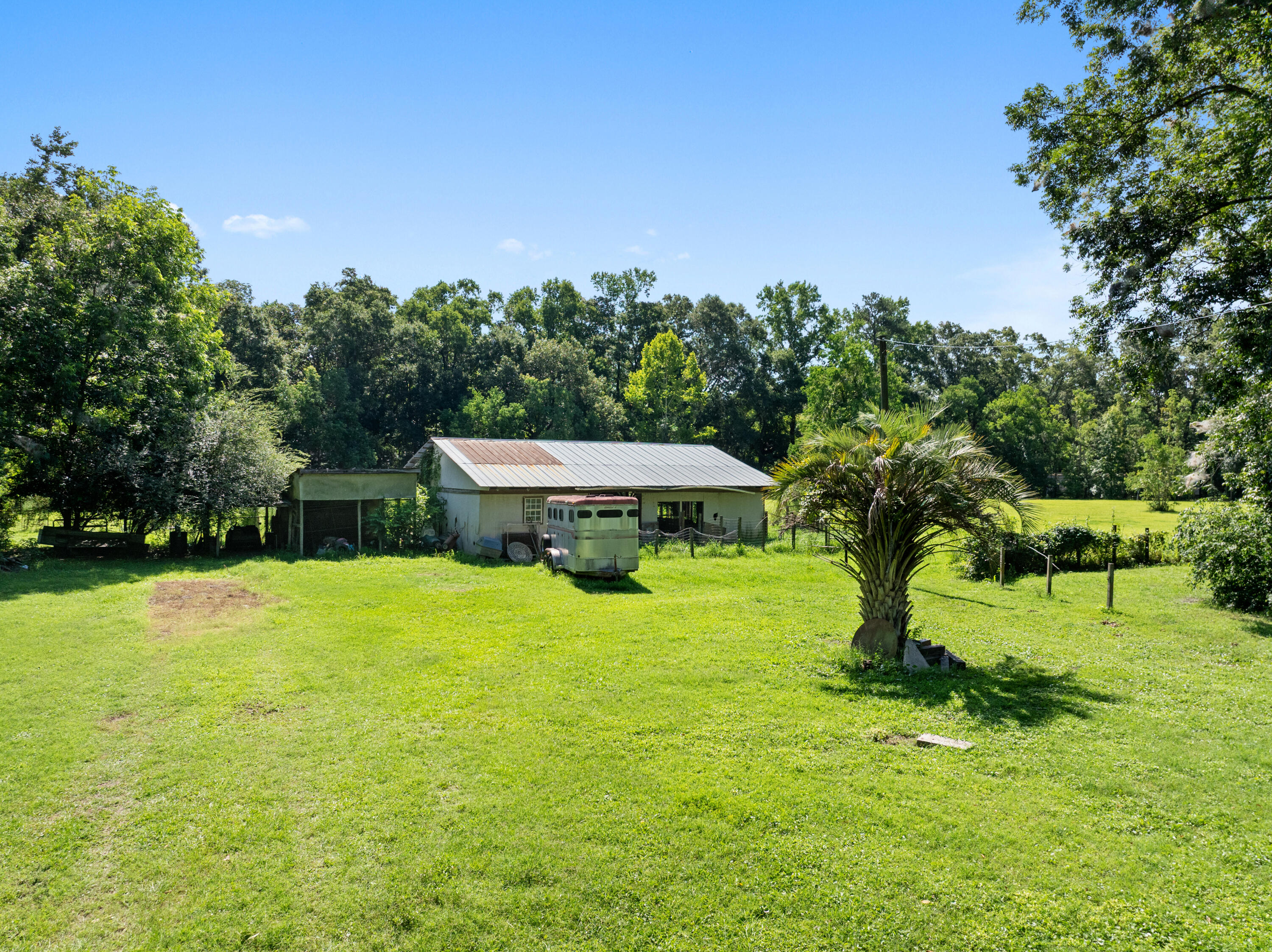 60 Aviary Lane