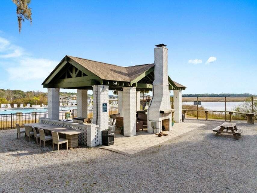 409 Topsail Court
