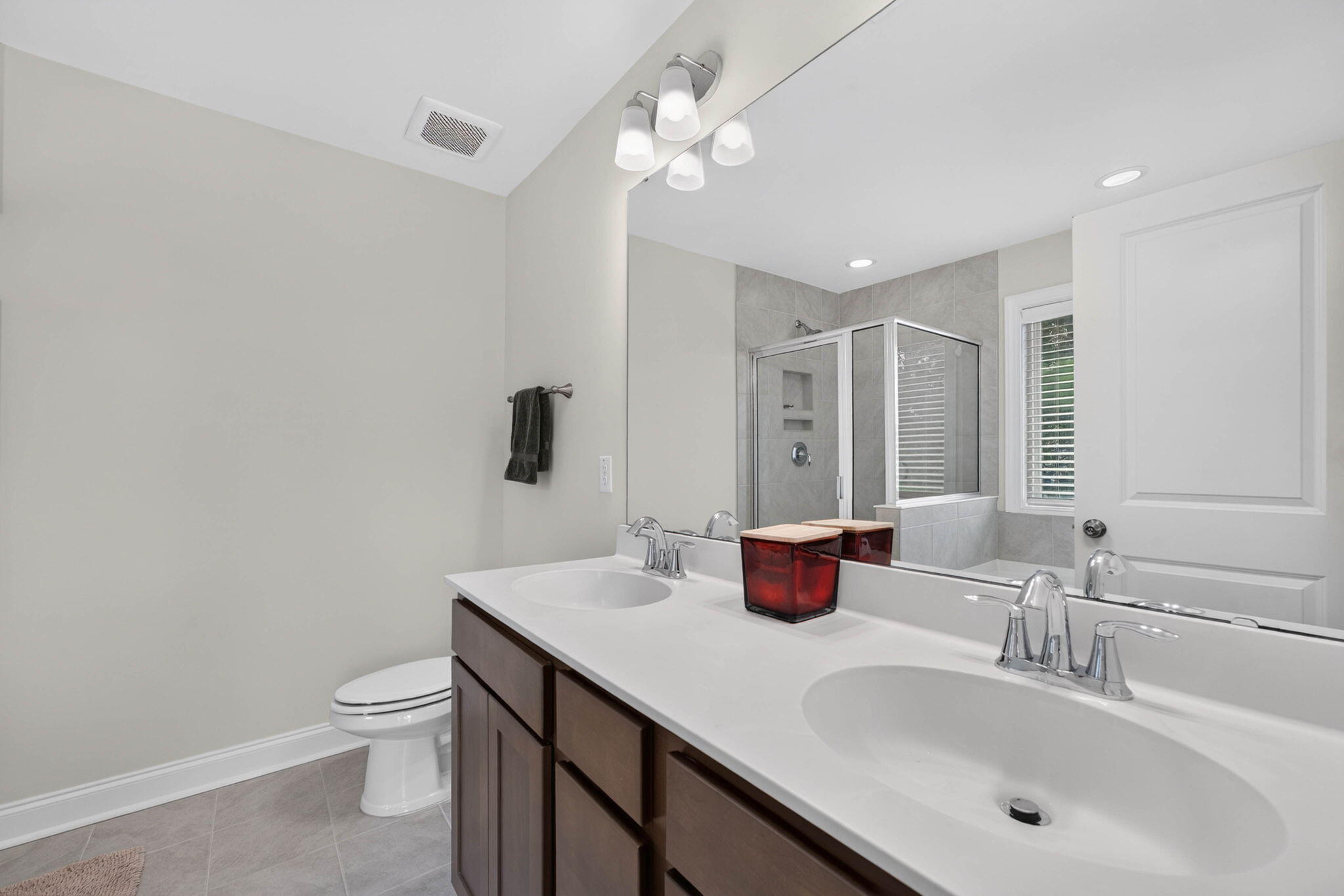 409 Topsail Court