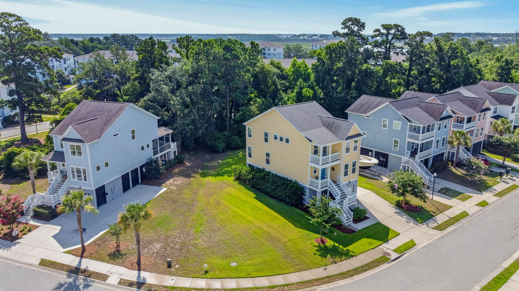 409 Topsail Court