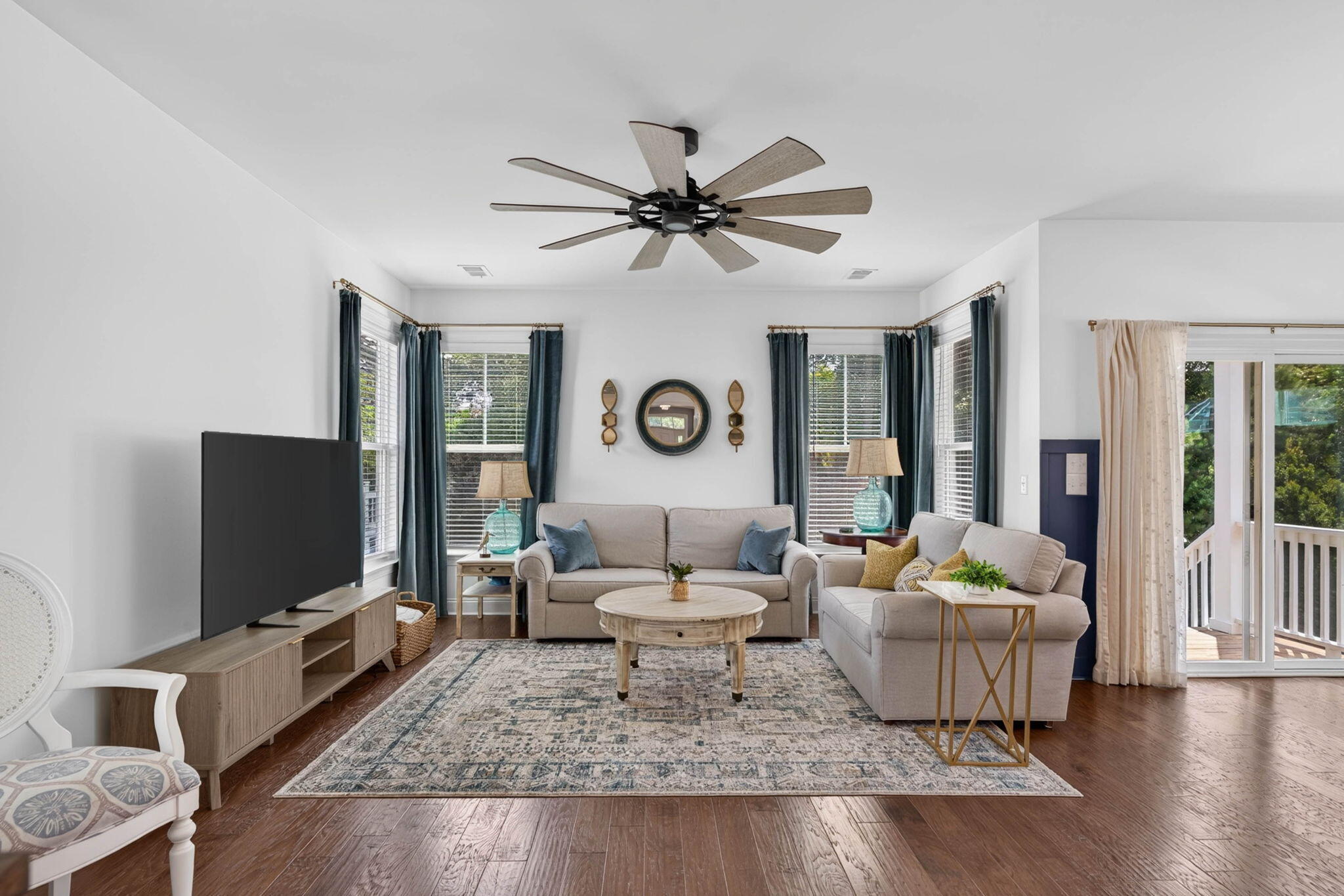 409 Topsail Court