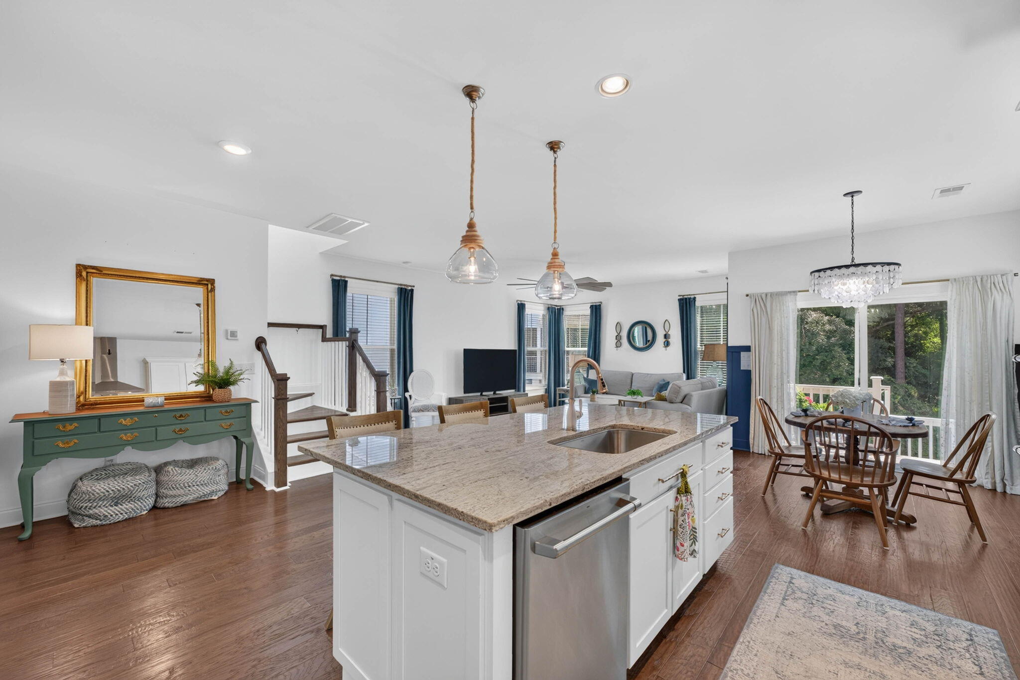 409 Topsail Court