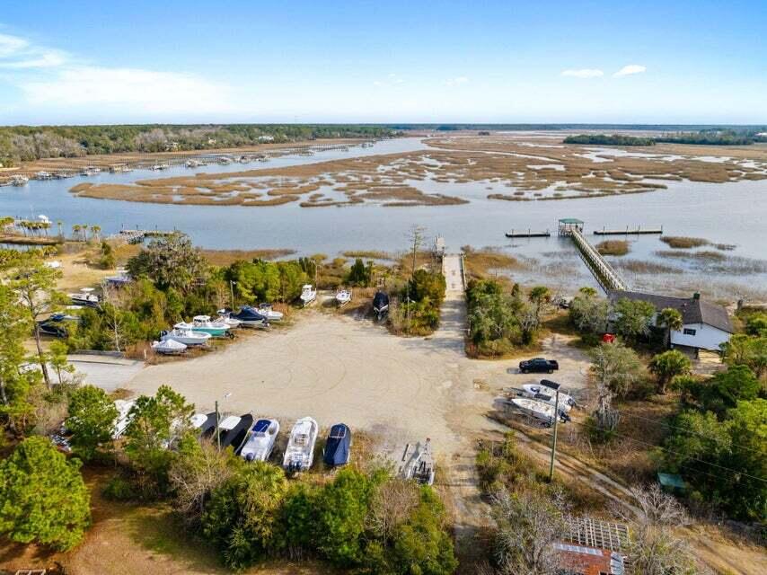 409 Topsail Court
