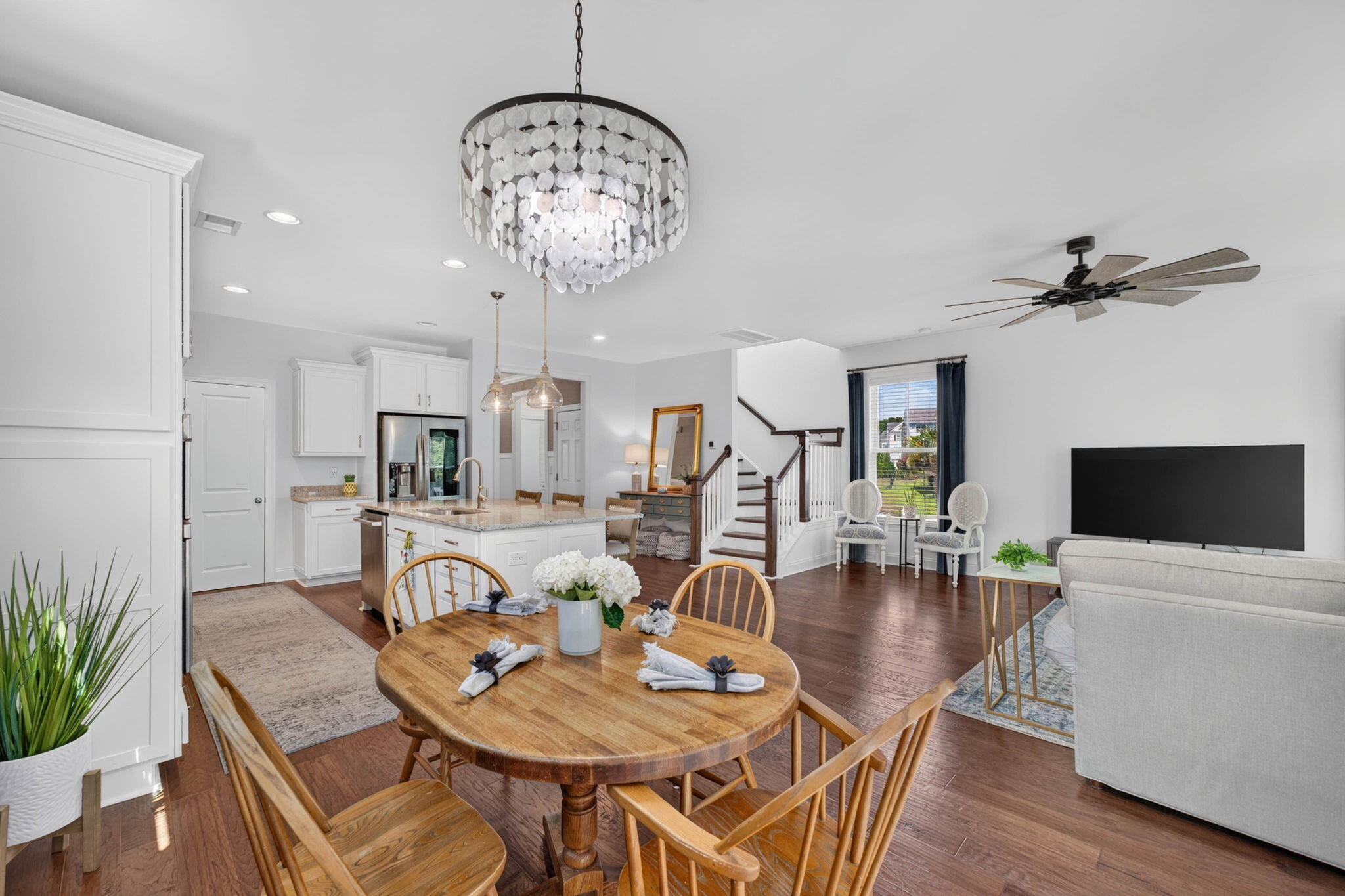 409 Topsail Court
