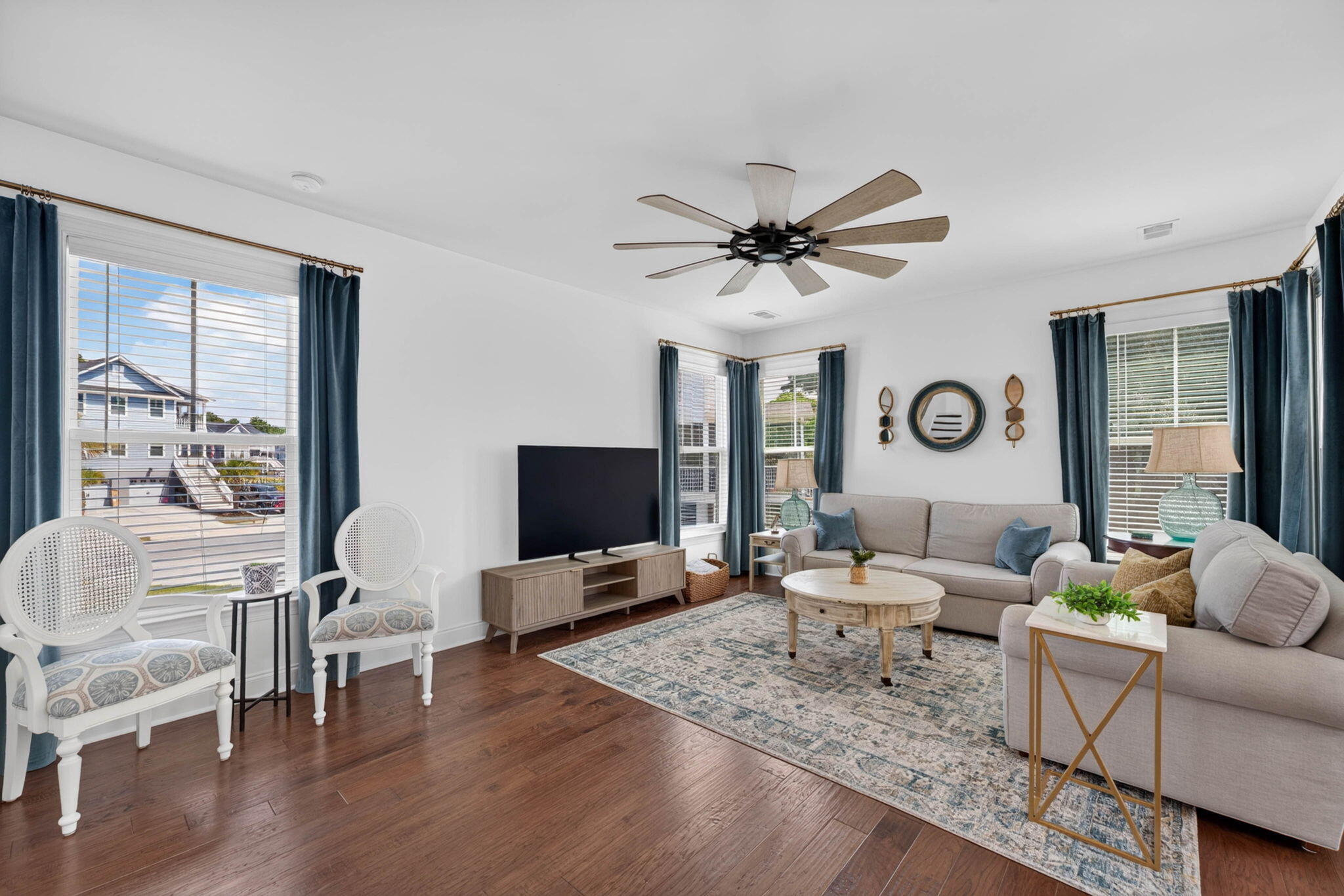 409 Topsail Court