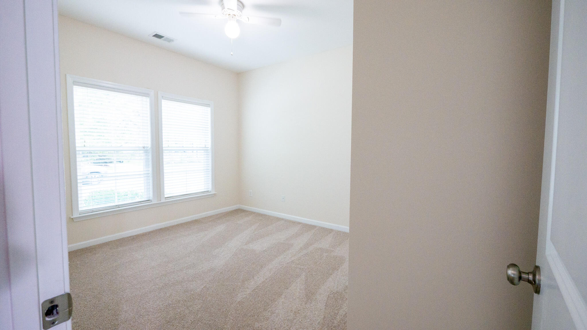 1634 Sparkleberry Lane