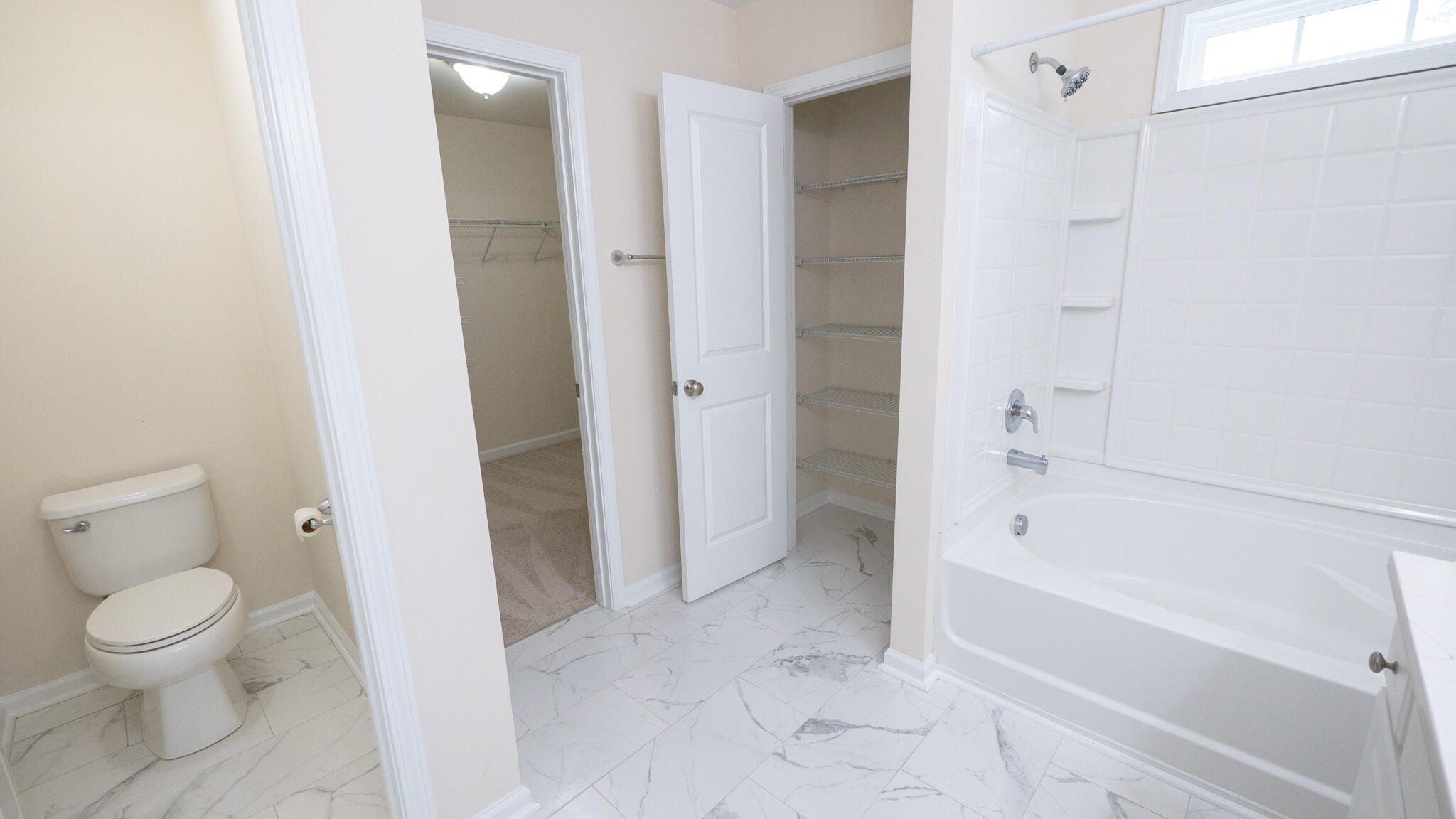 1634 Sparkleberry Lane