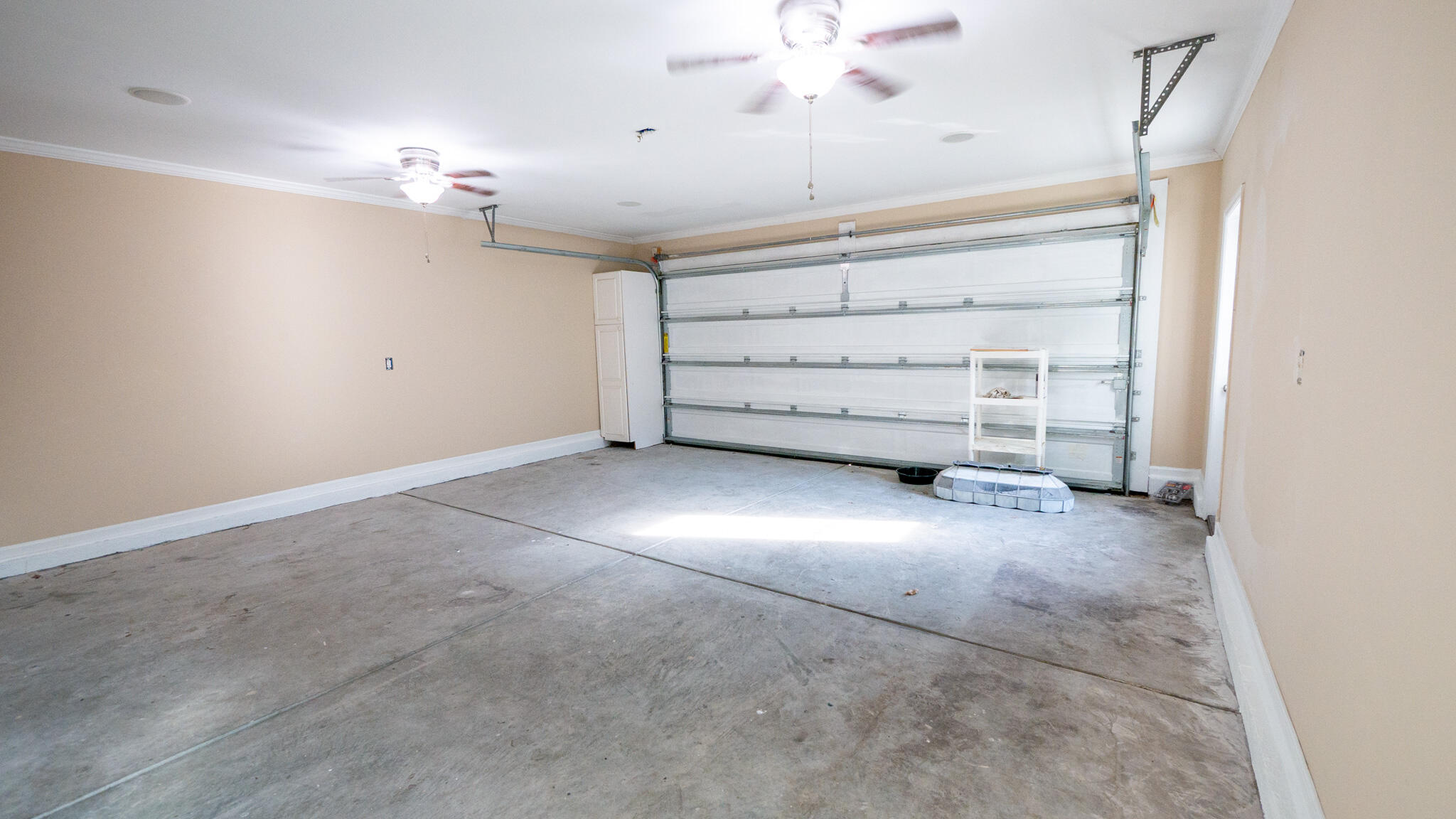 1634 Sparkleberry Lane