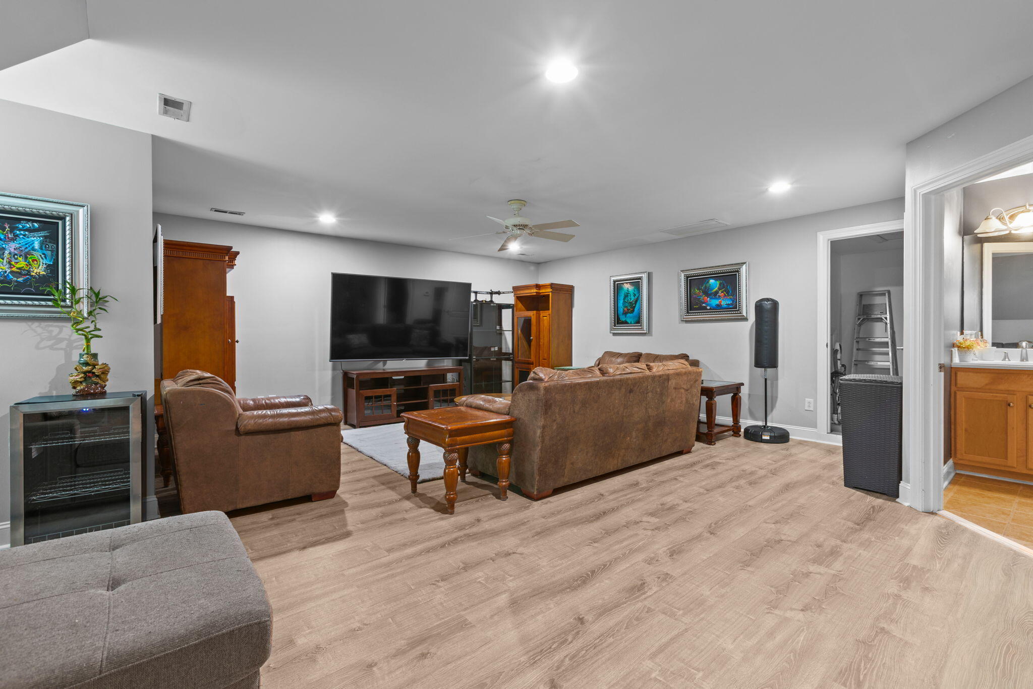 1019 Englewood Court