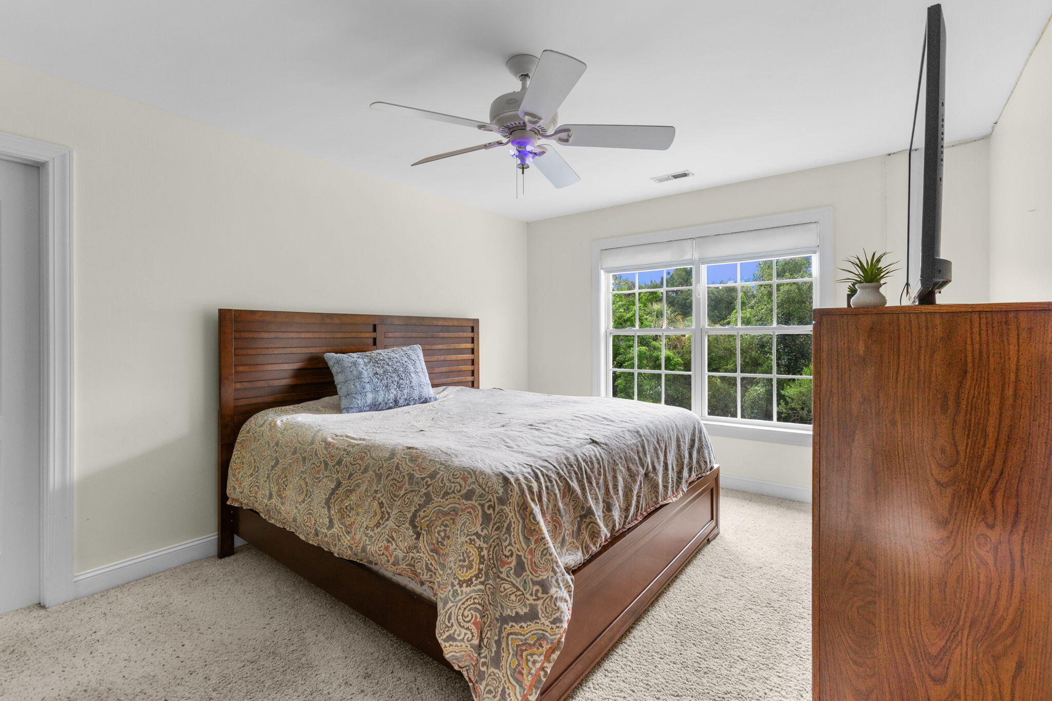1019 Englewood Court