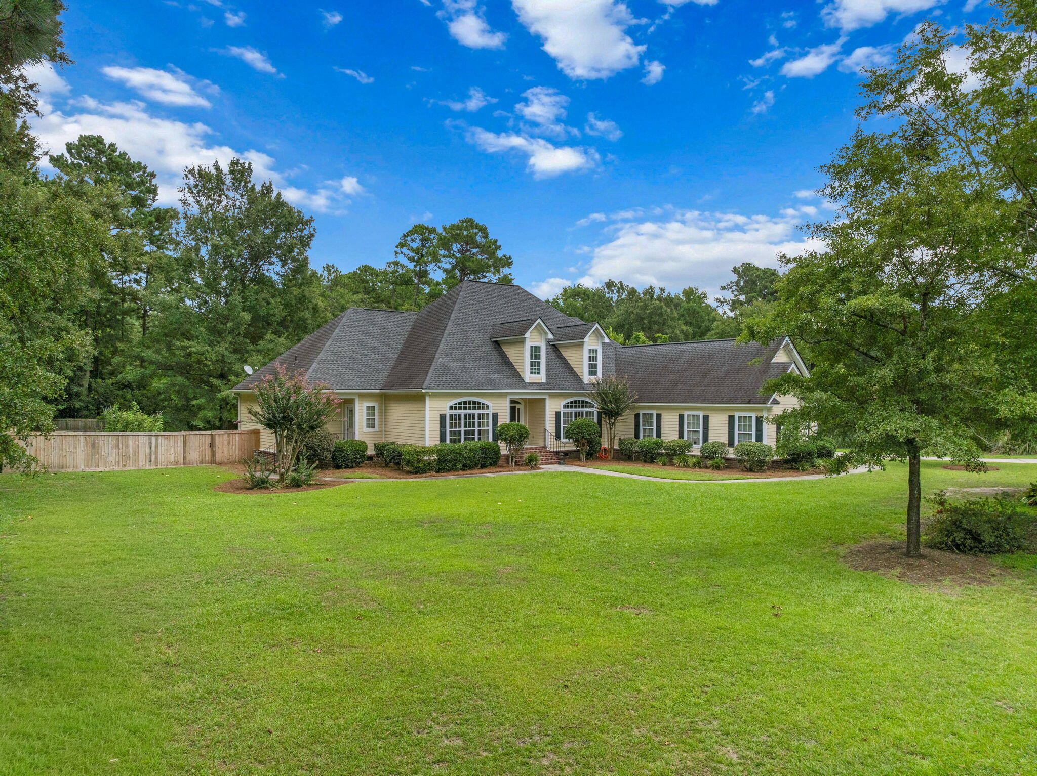 1019 Englewood Court