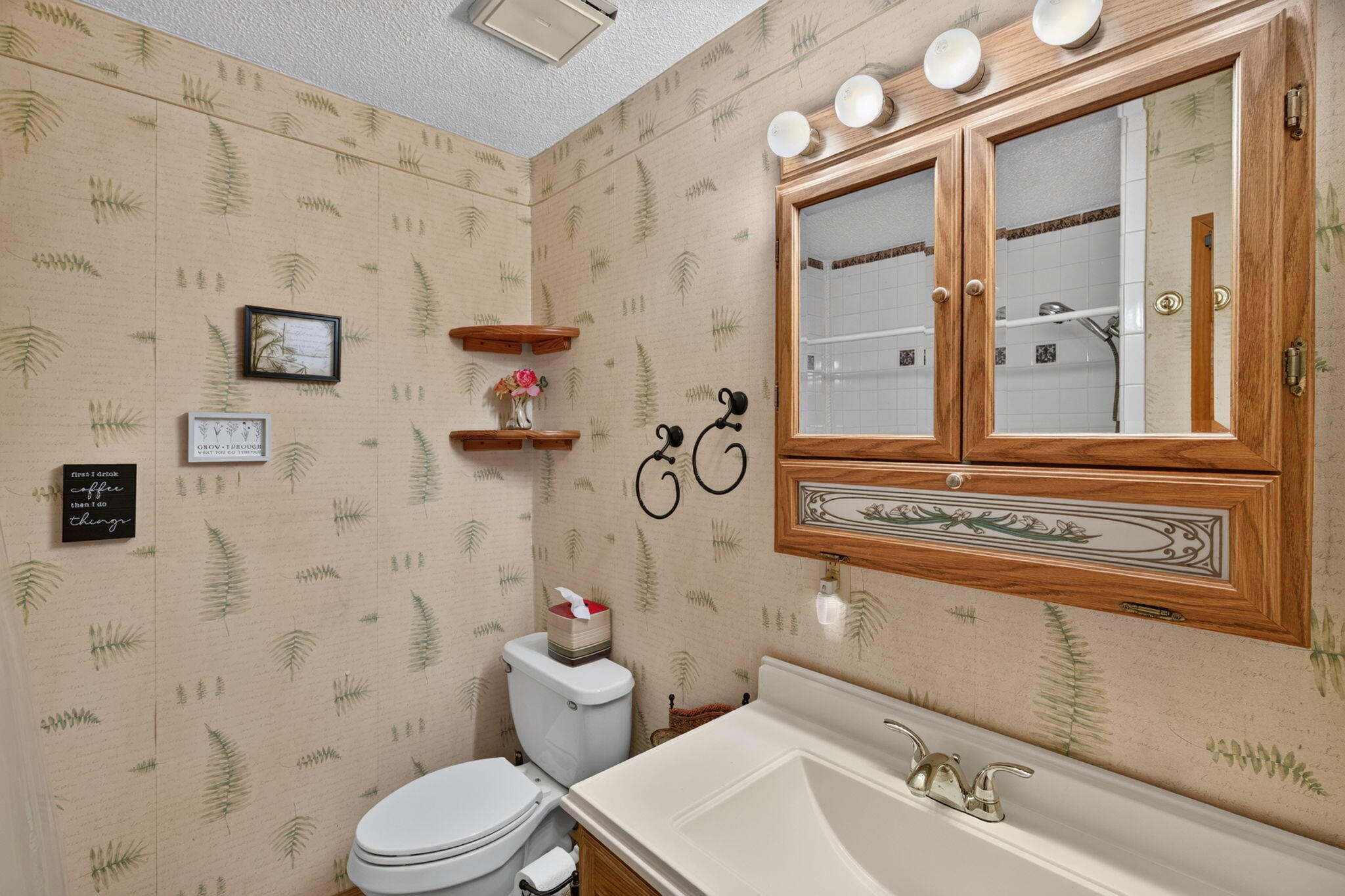 109 Six Iron Lane