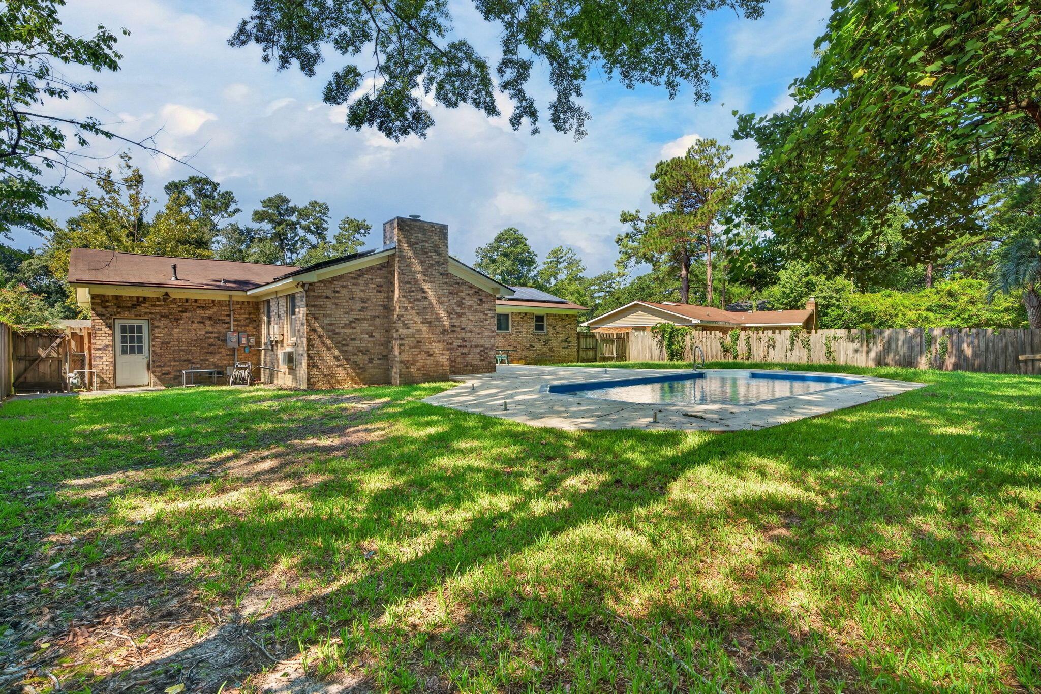 109 Six Iron Lane