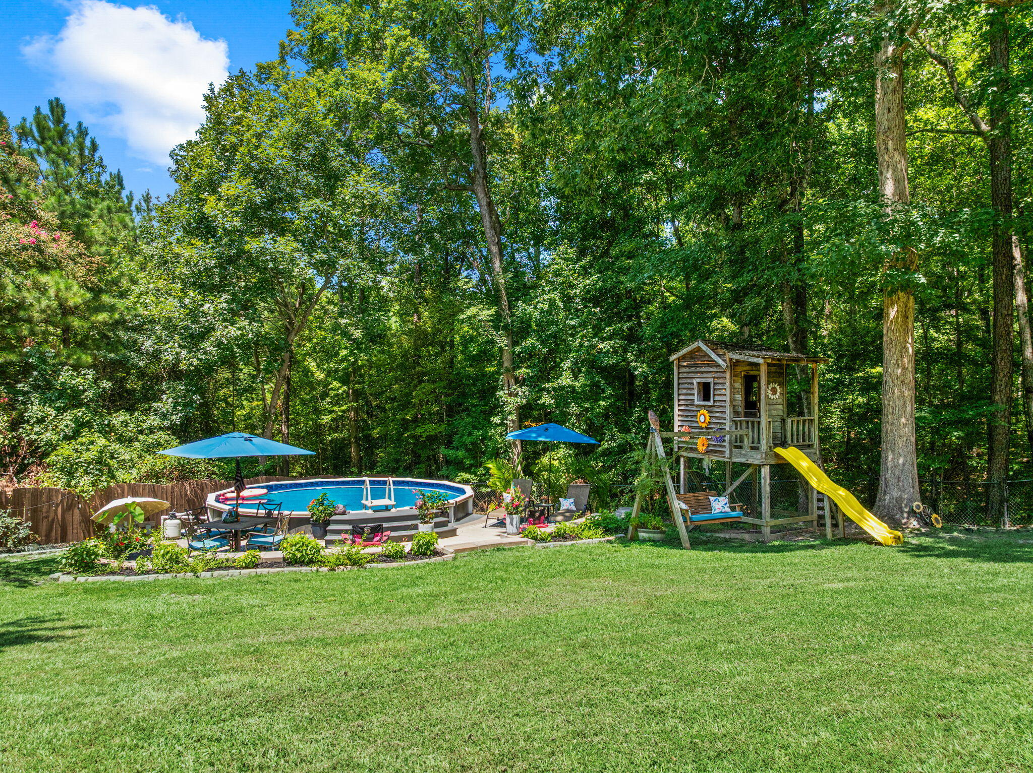 50 Edens Lane