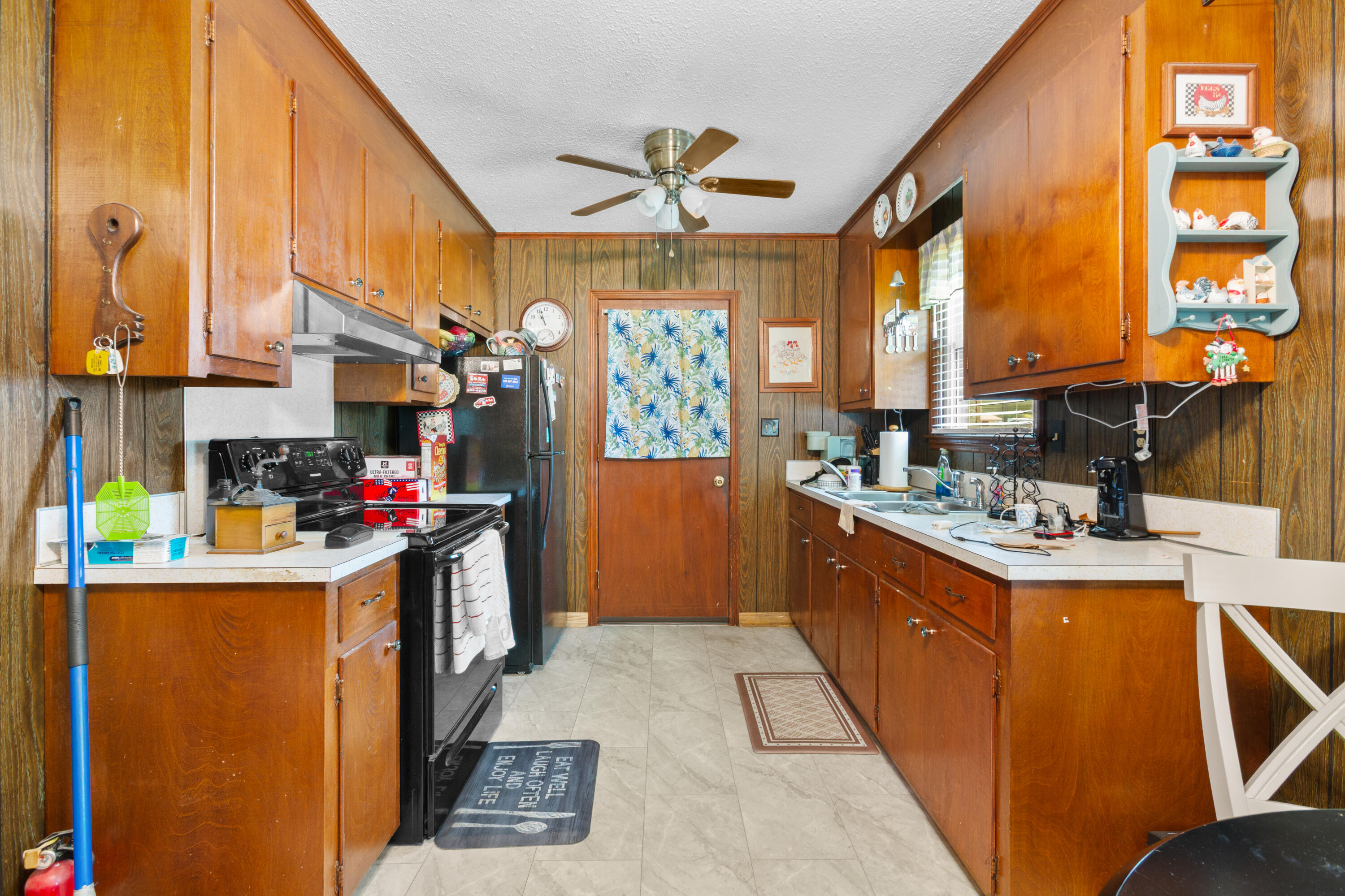 4935 Foxwood Drive