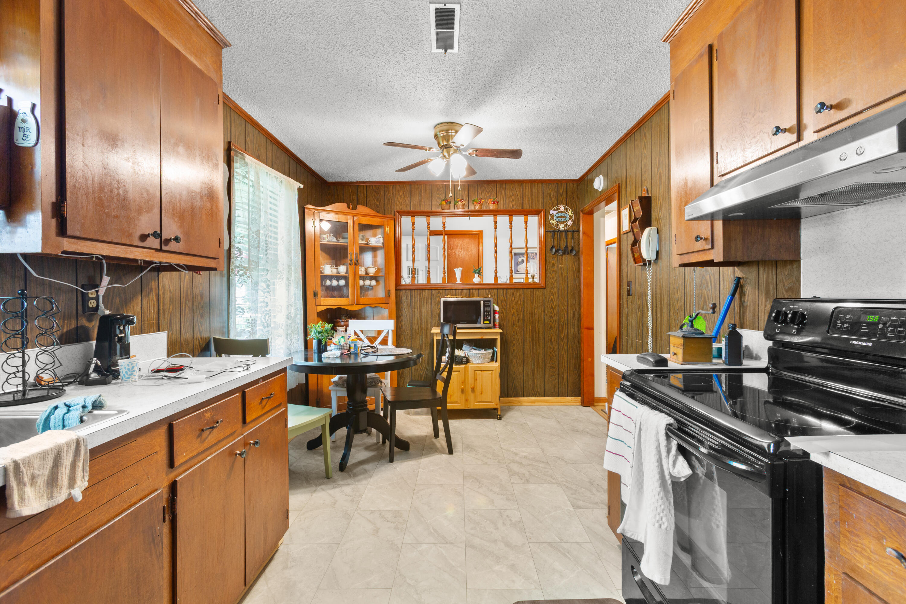 4935 Foxwood Drive