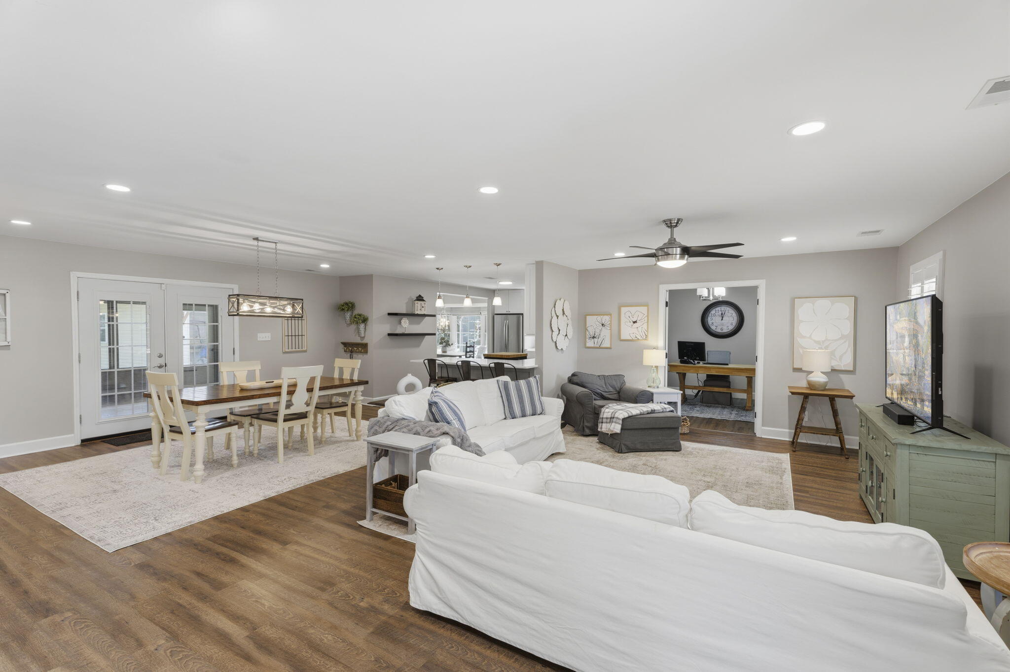 219 Shaftesbury Lane