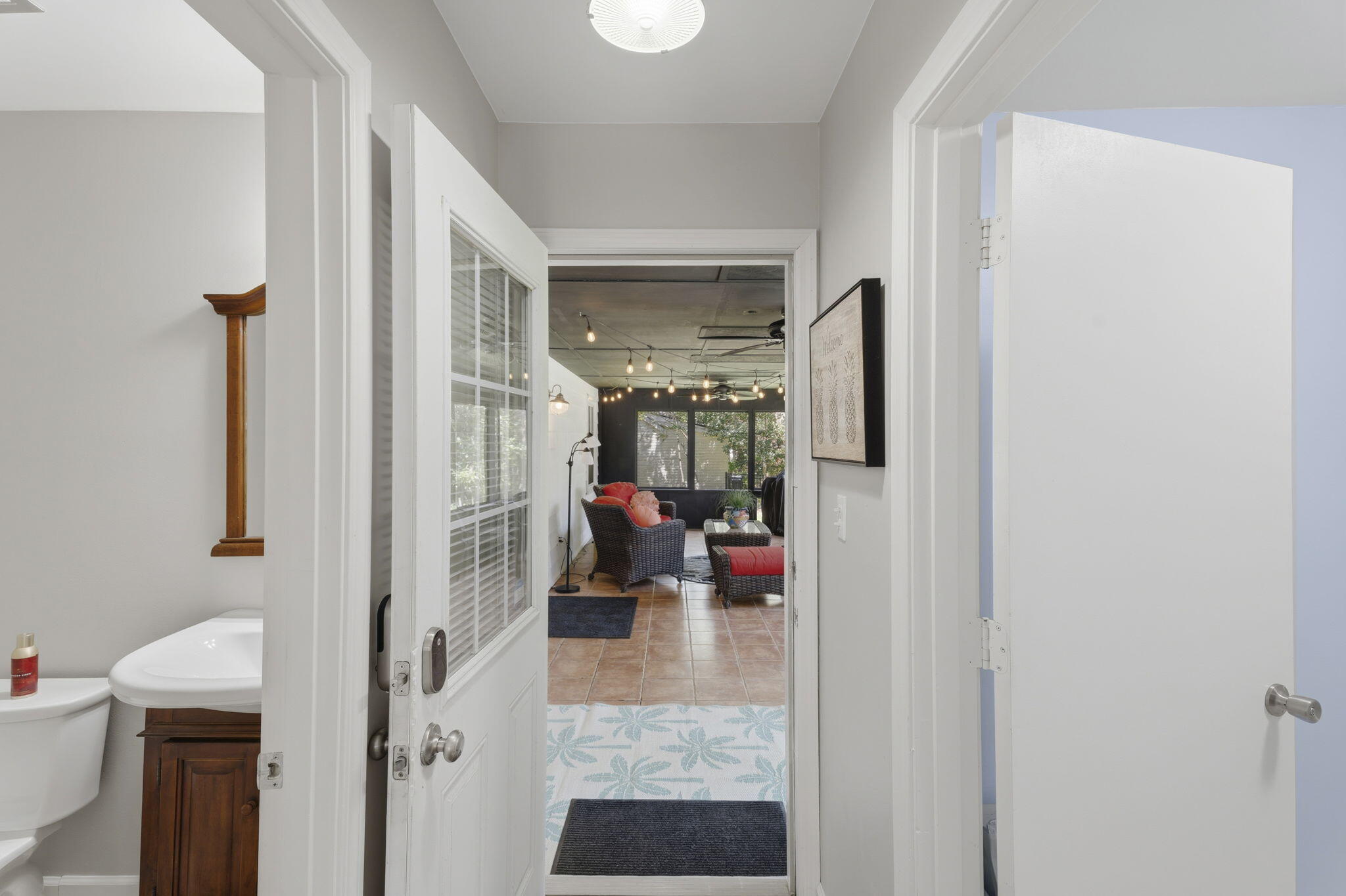 219 Shaftesbury Lane