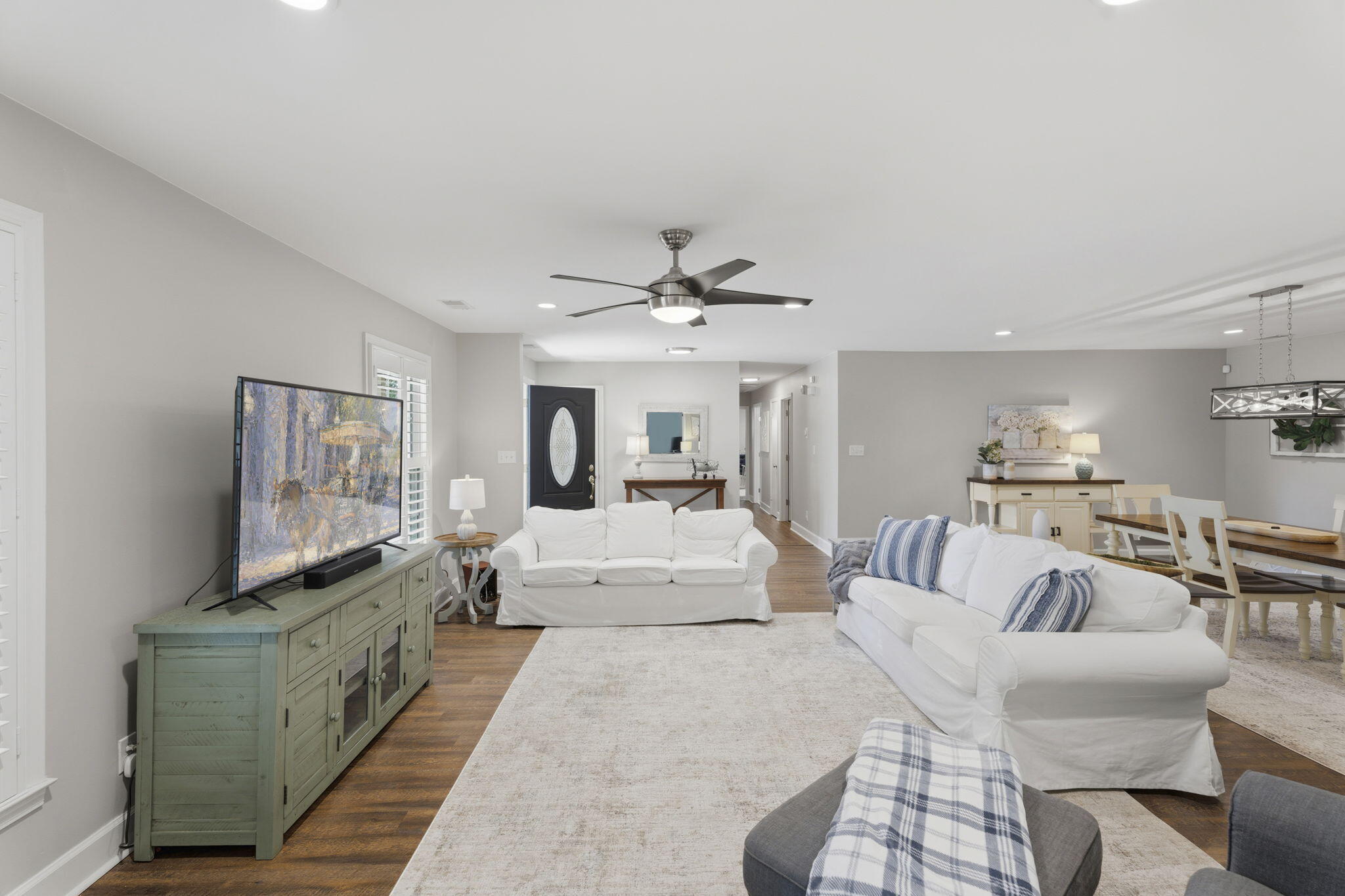 219 Shaftesbury Lane