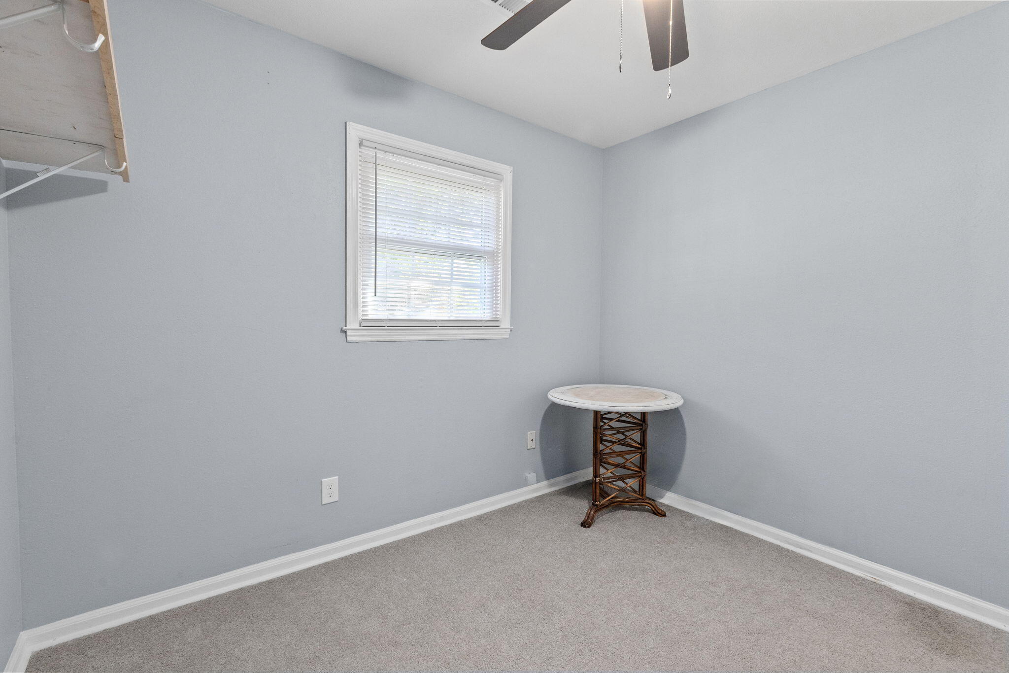 105 W Walnut Circle