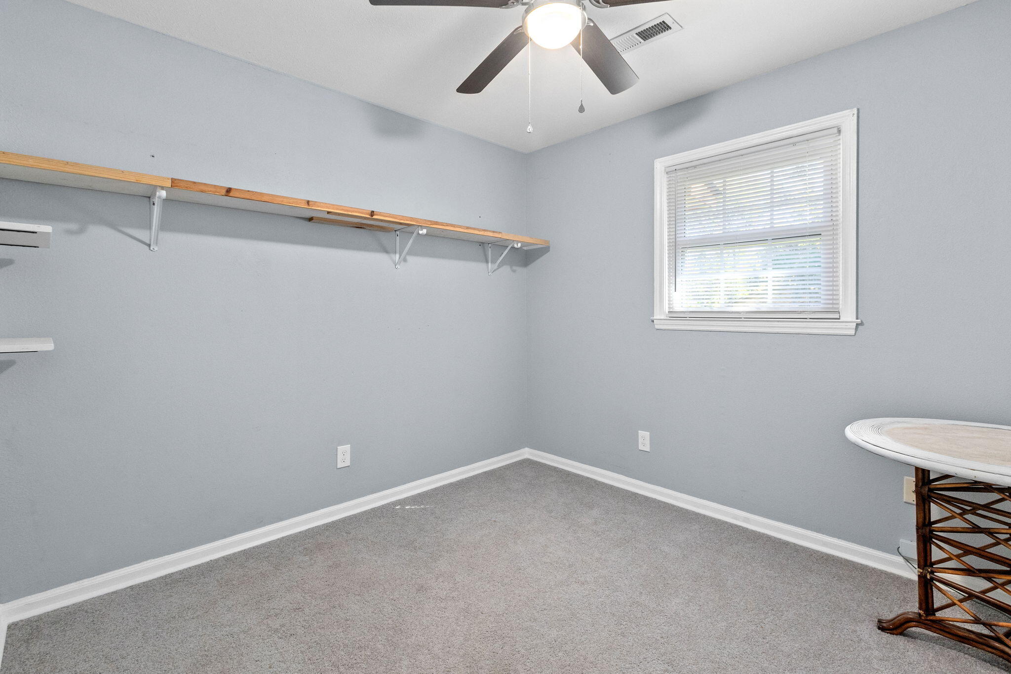 105 W Walnut Circle