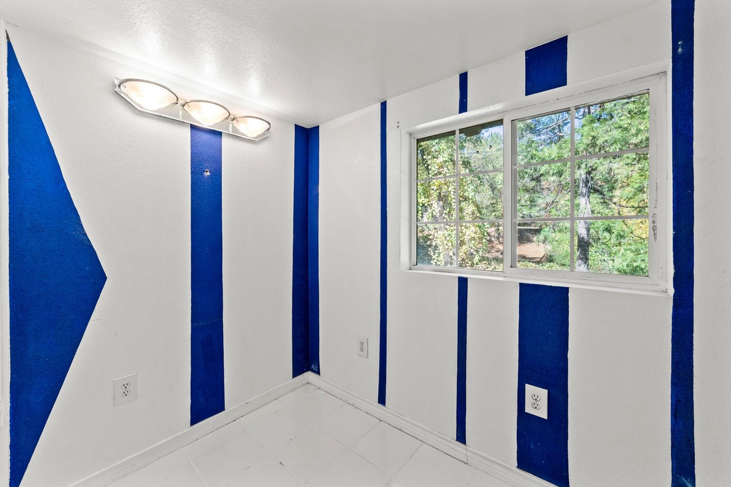 9598 Wright Lane