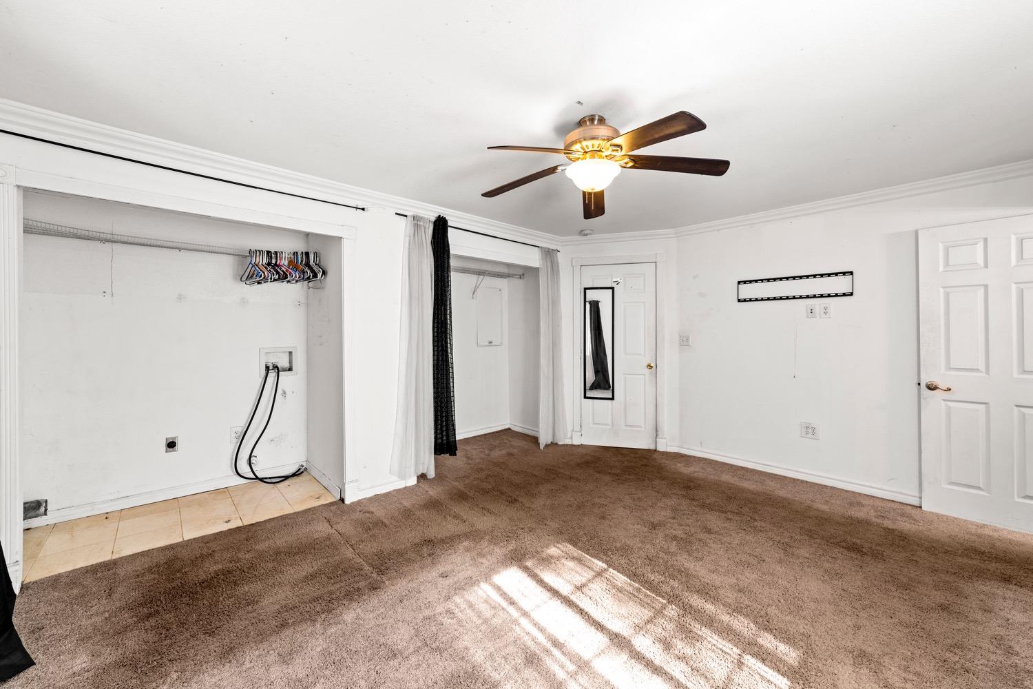 9598 Wright Lane