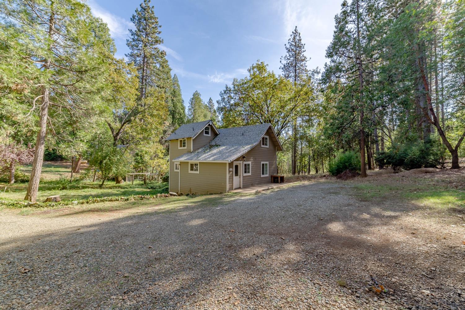 9598 Wright Lane
