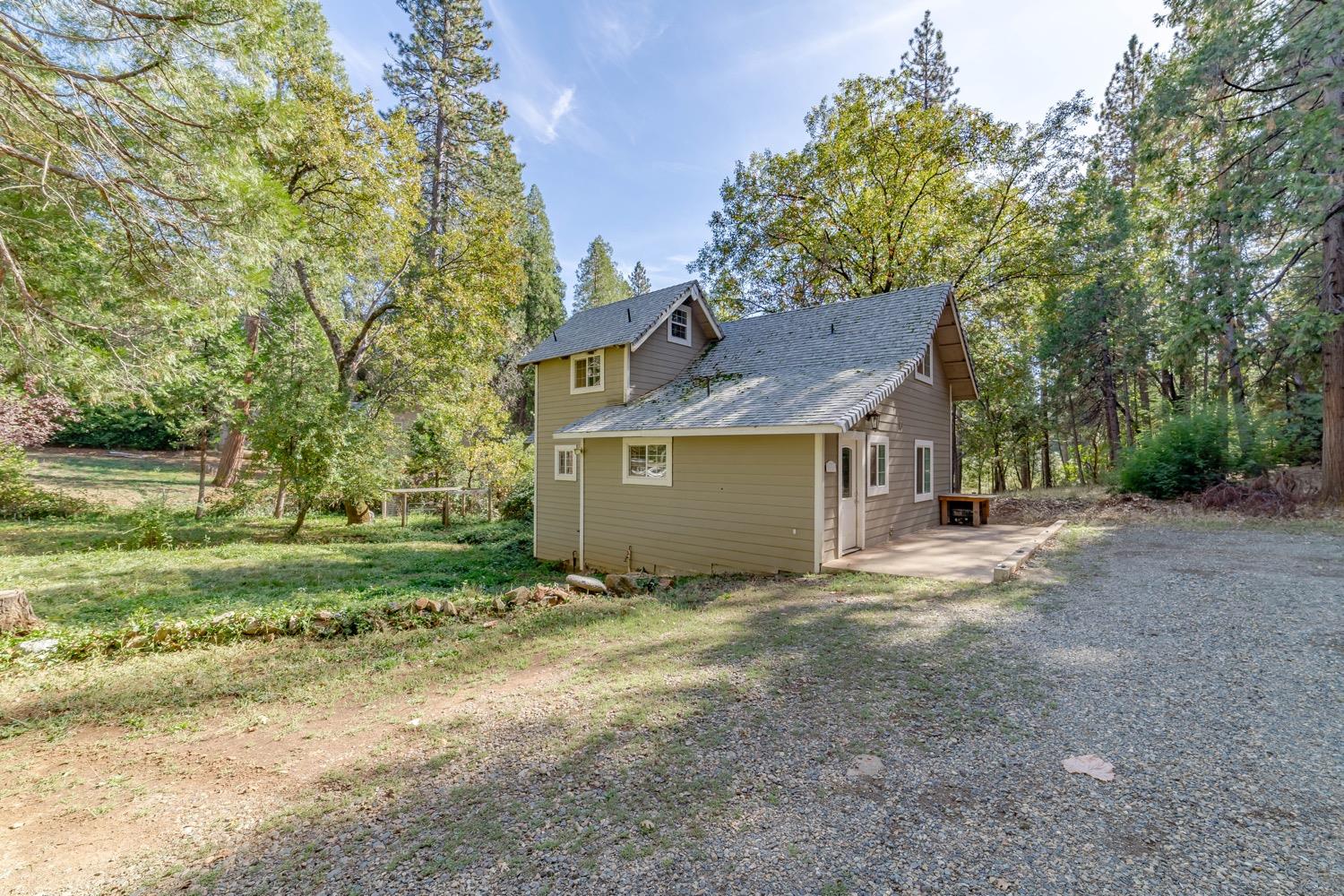 9598 Wright Lane