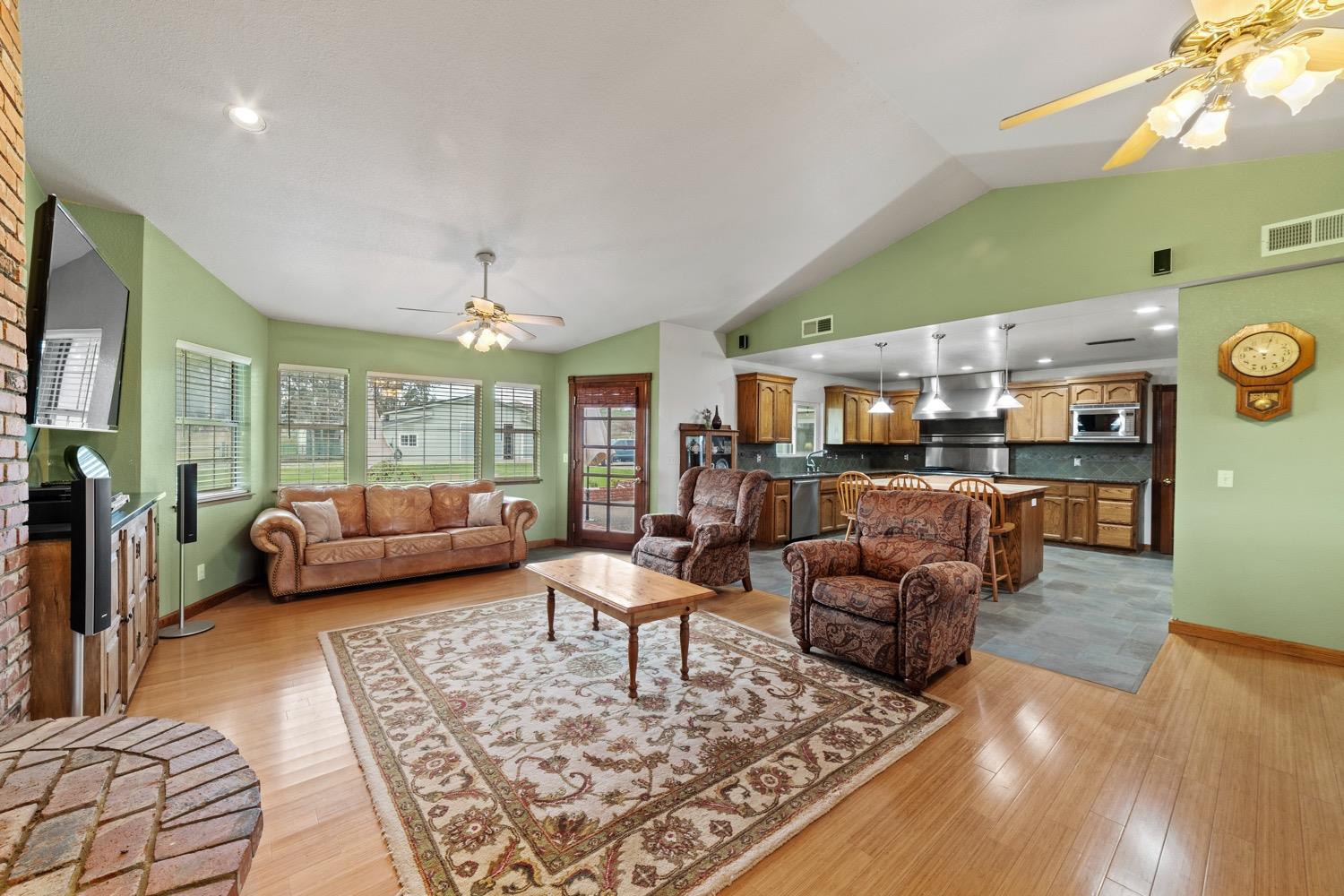 9798 Miller Lane