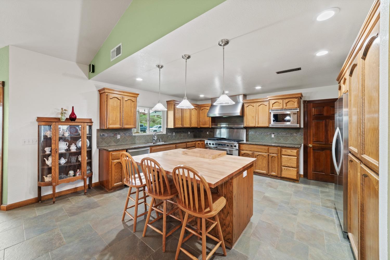 9798 Miller Lane