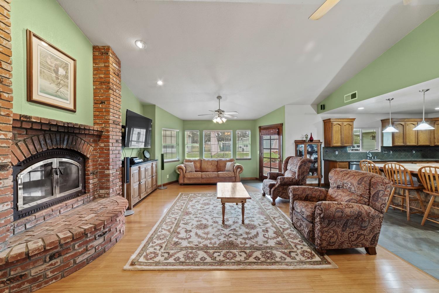 9798 Miller Lane