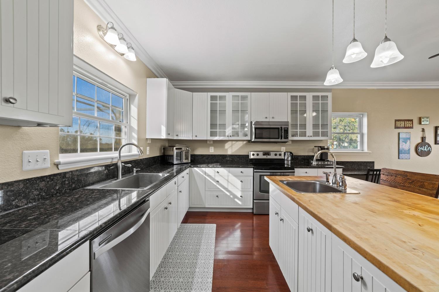 9798 Buena Vista Drive